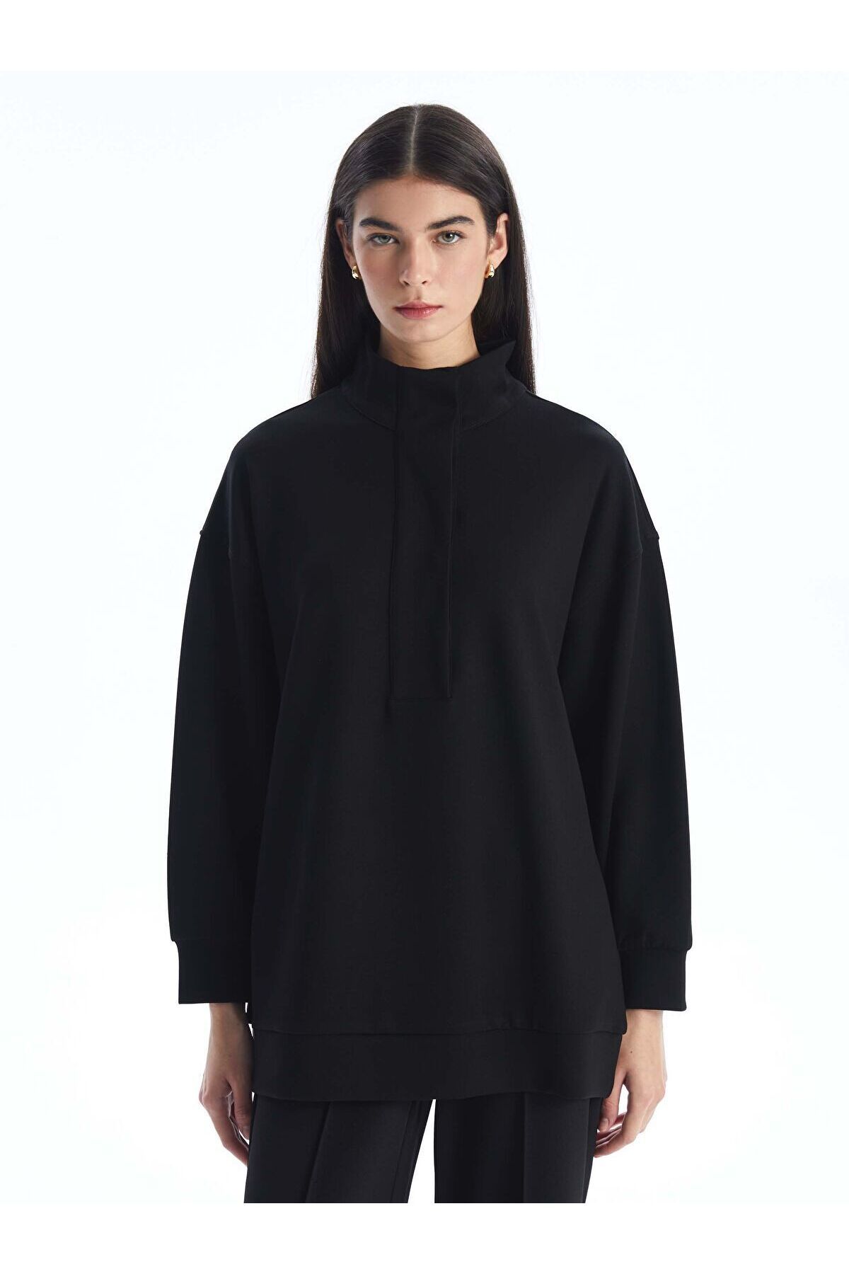 LC Waikiki Dik Yaka Düz Uzun Kollu Oversize Kadın Tunik