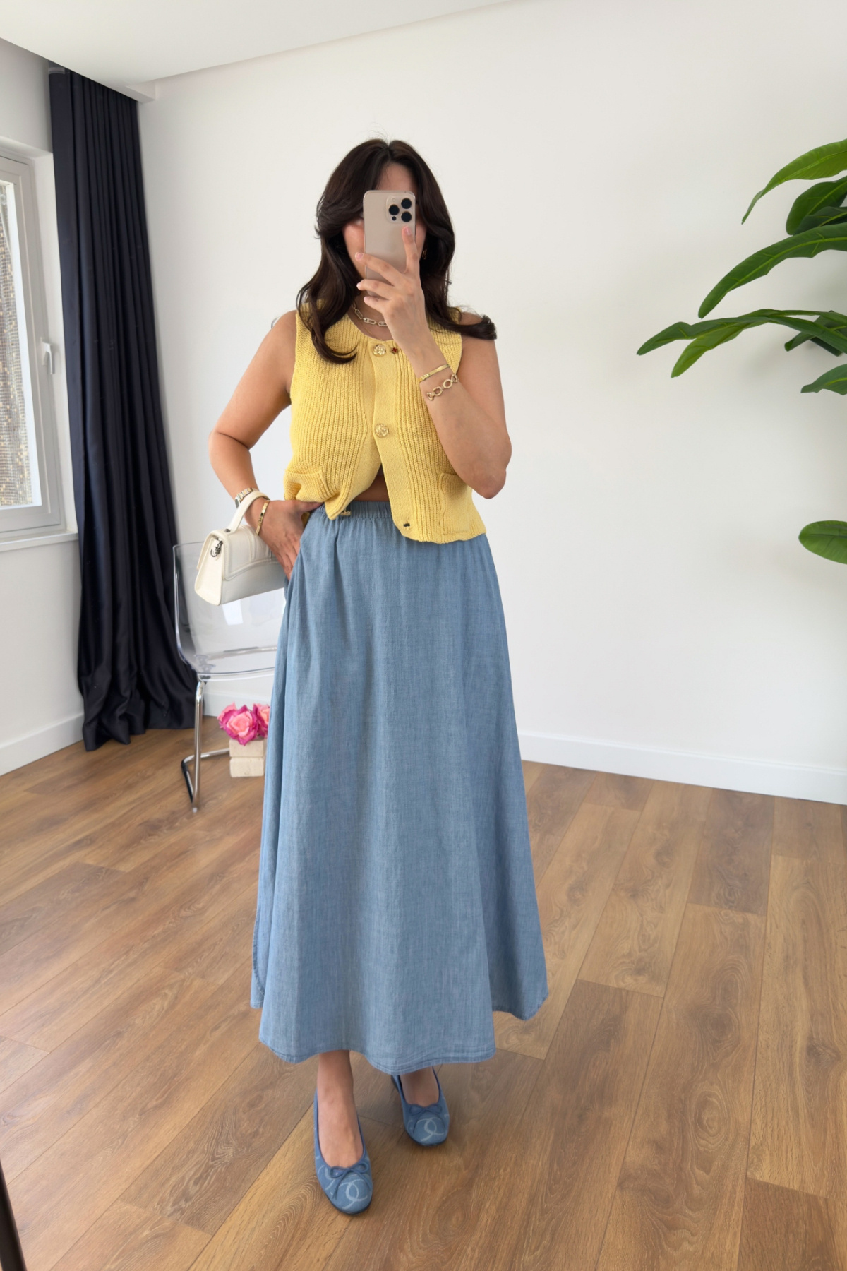 BİRCANÇİL-Gerrena Yellow Knitwear Gold Buttoned Pocket Vest 2