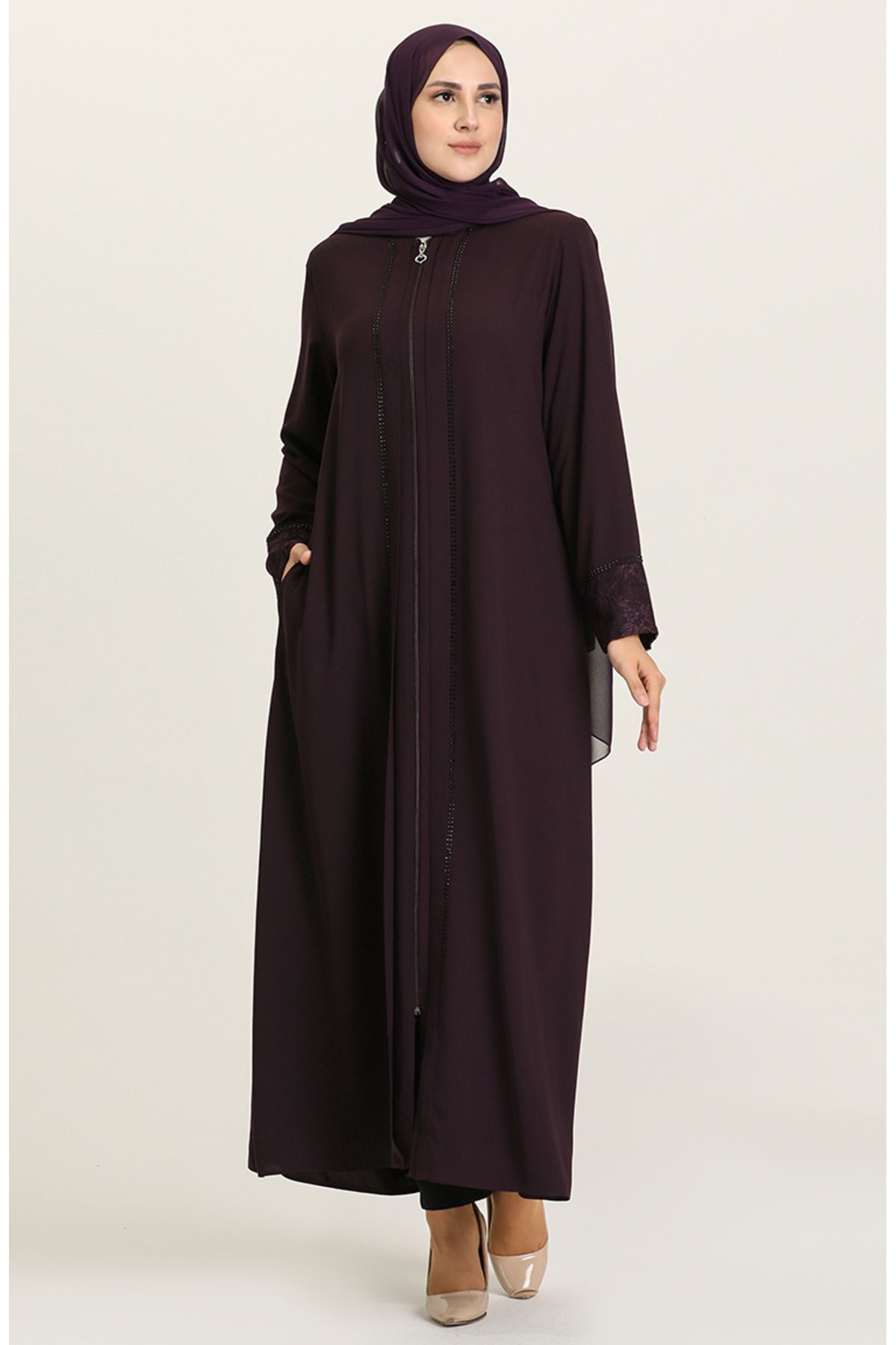 complete the look image