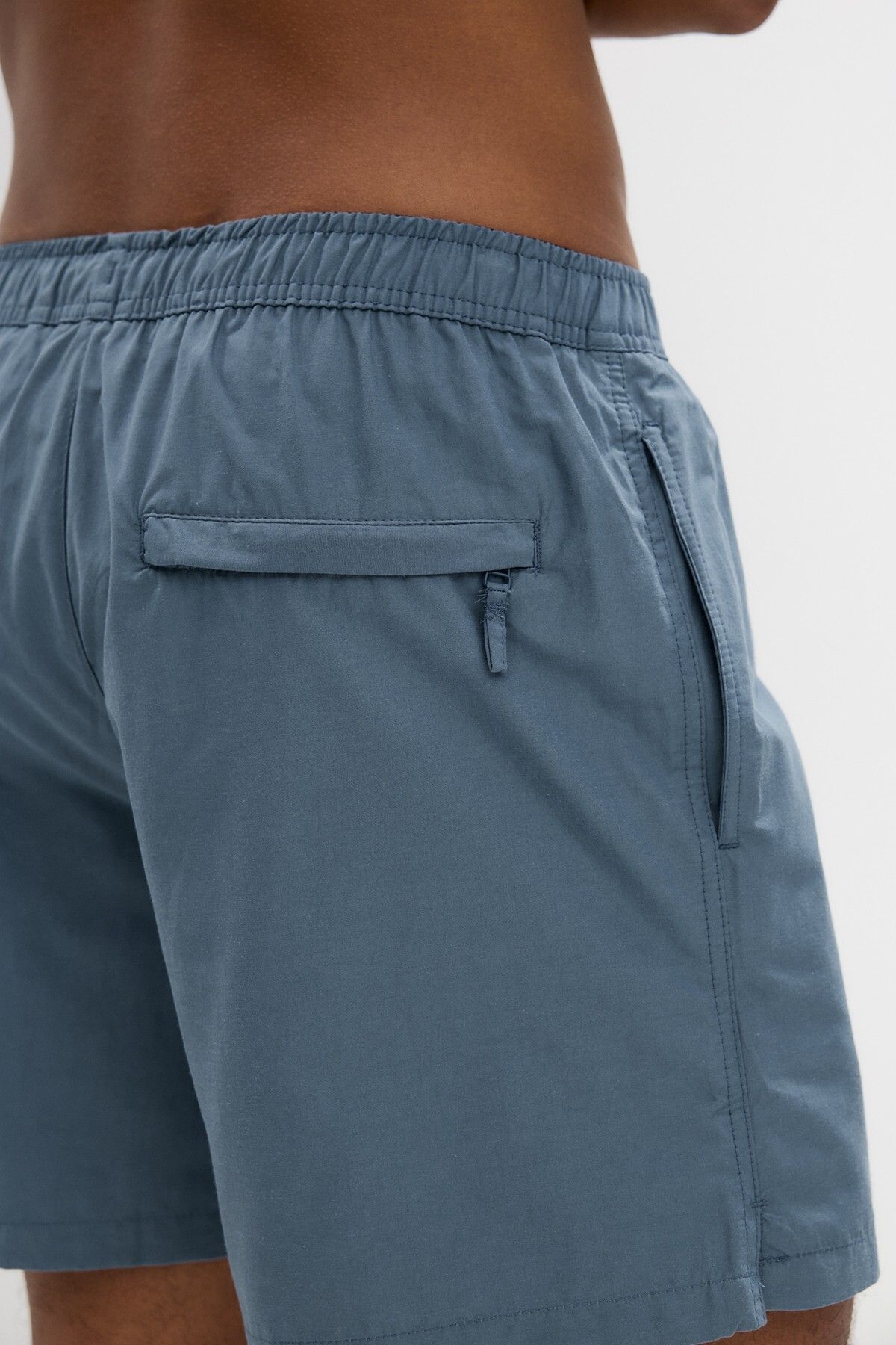 Pull & Bear-Regular swimming trunks with logo waist 4