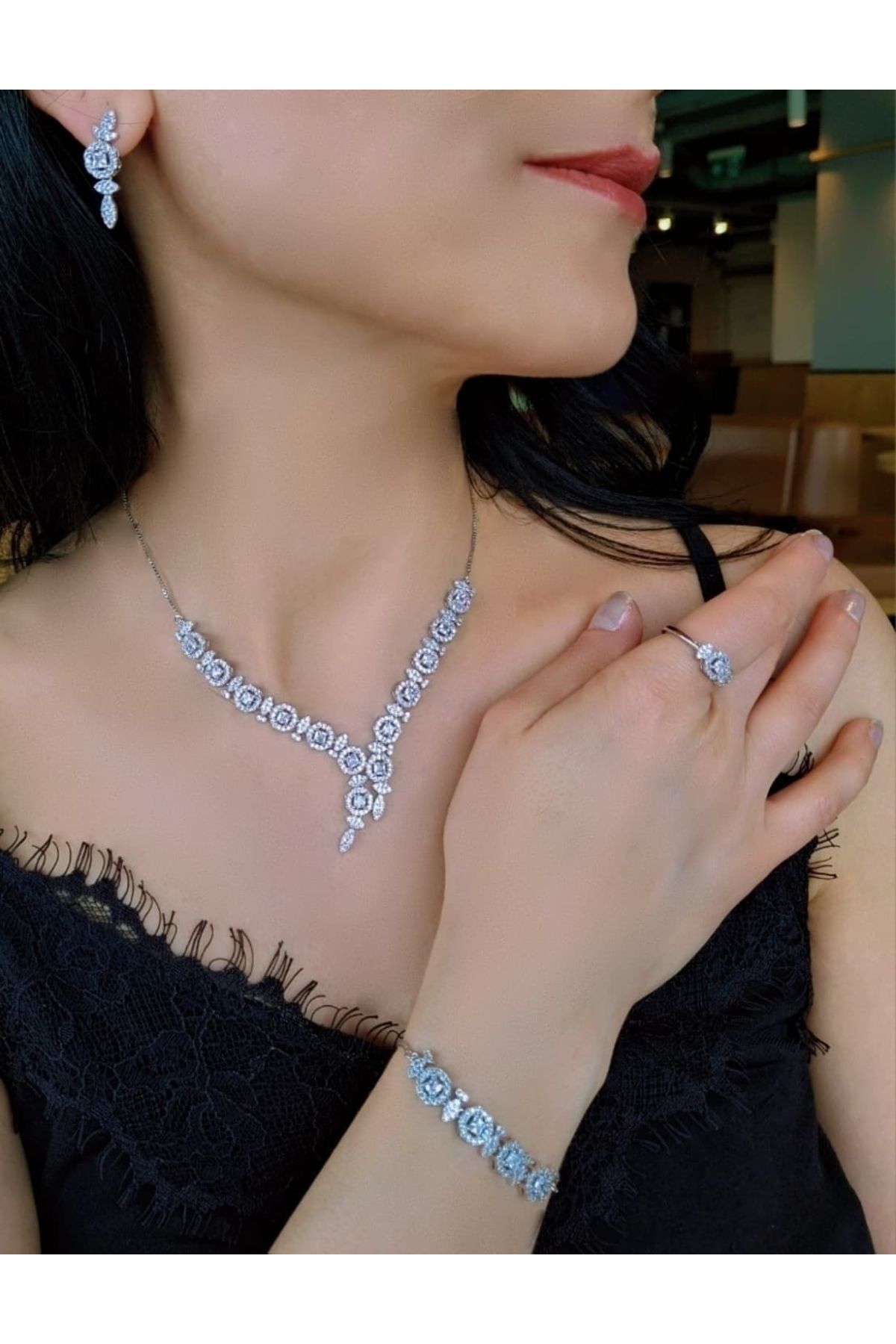 Edanova Zirkon ve Baget Taşlı Sekizgen Kolye Küpe Bileklik Yüzük Seti