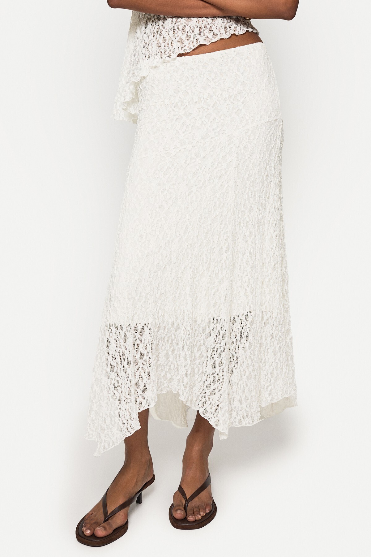Bershka-Blonde lace midi skirt 4