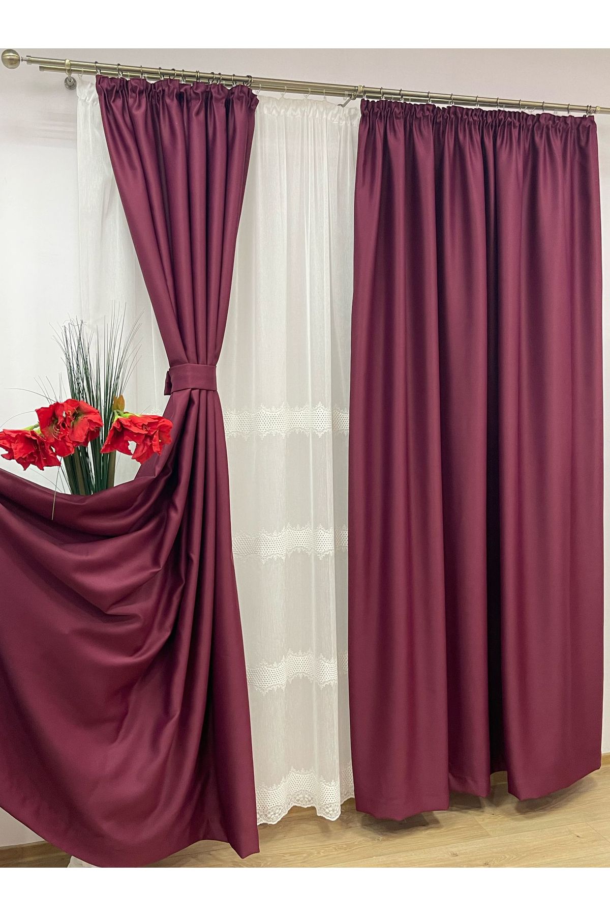 Liz Line-Set doua draperii blackout, ruby, "Monocrom Signature" by Liz Line, cu rejansa 2x140x245 DR714 7