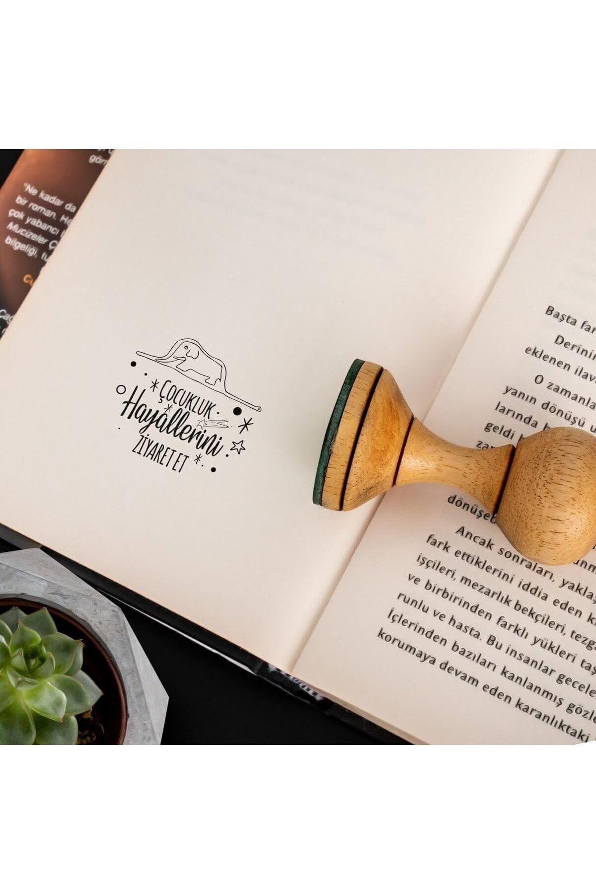 LUXE Prens Tasarımlı Ahşap Kaşe Seti - Little Prince Baskılı Kitap Mührü LXSHP 1055529