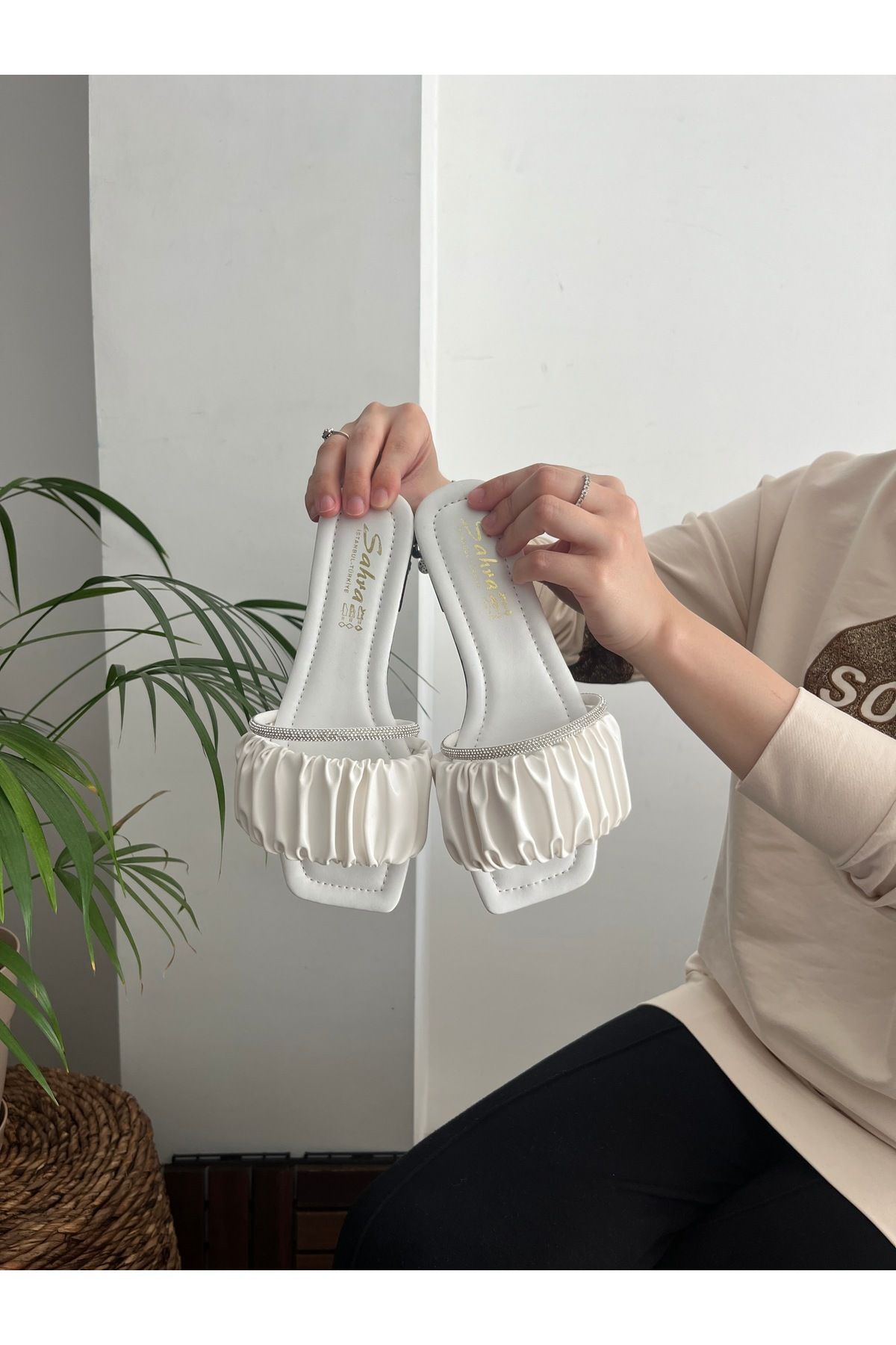 Behtah Kundura-Papuci de damă de vară cu detalii de piatră Sandale Talpă confortabilă ușoară 2