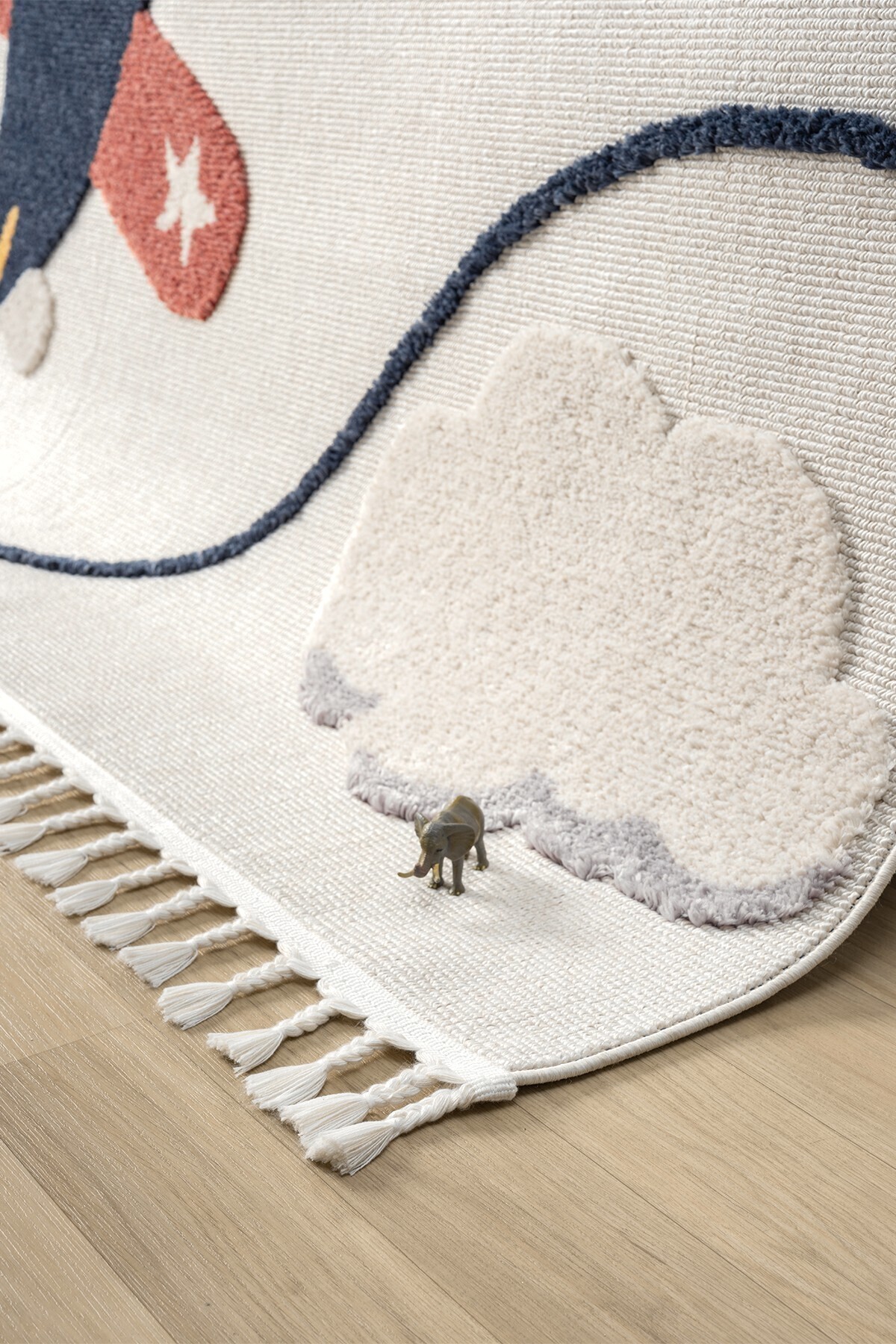 Eliz Home Yumuşak Renkli Bukleli Uçak Figürlü Dokuma Halı Bebek Odası Çocuk Odası Genç Odası Halısı 7 fotoğrafı 2 (önizleme)