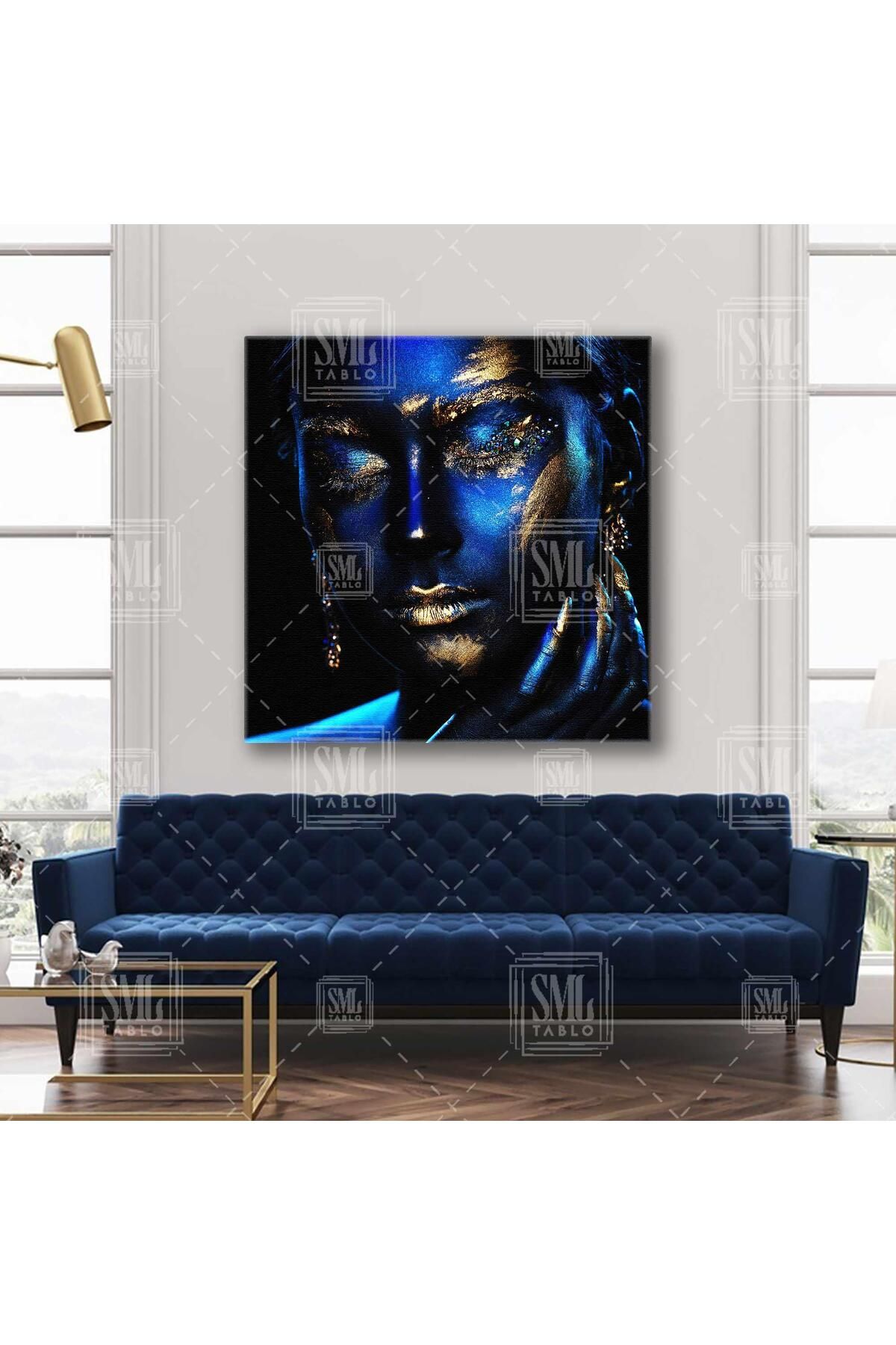 SML TABLO-Machiaj auriu Manechin pictat pe corp bleumarin Make Up Square Canvas Print 1