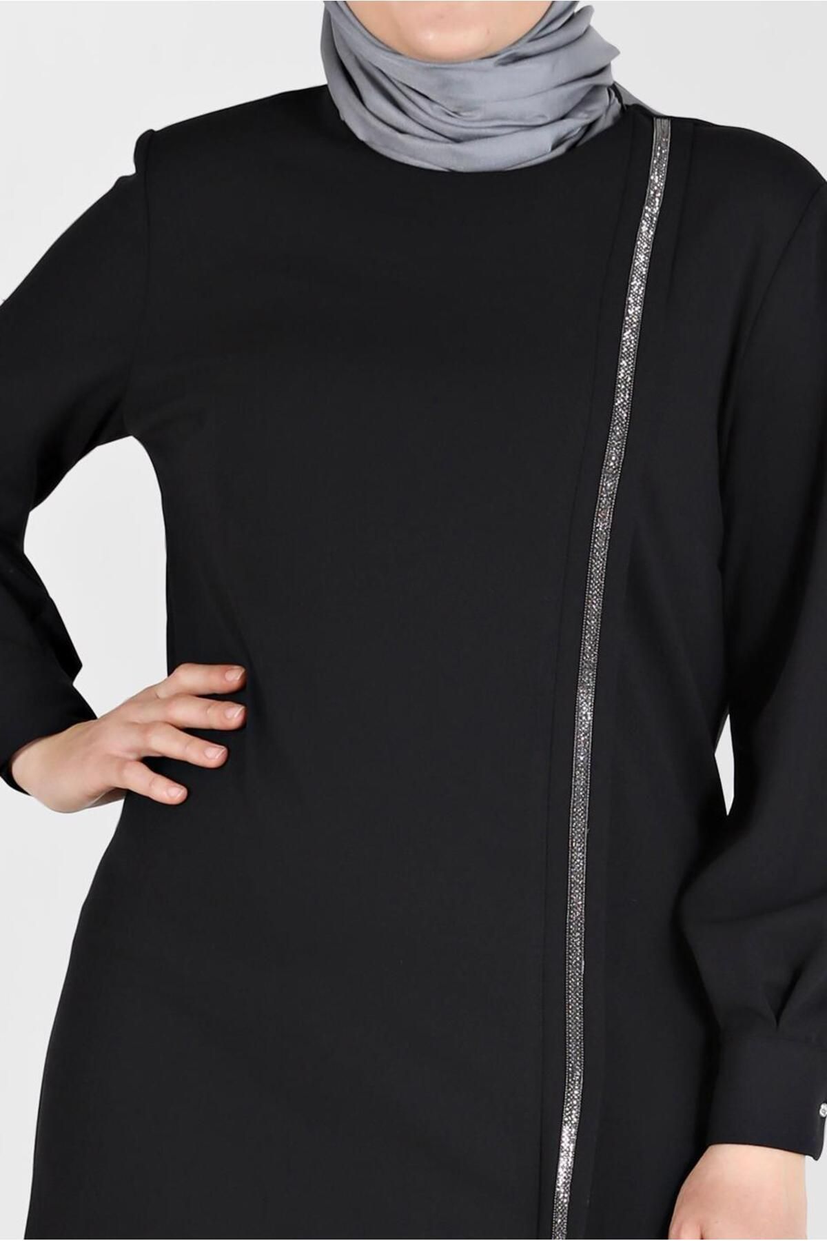 Alvina-20193 Model Stone Rochie Dungi Detaliata 4