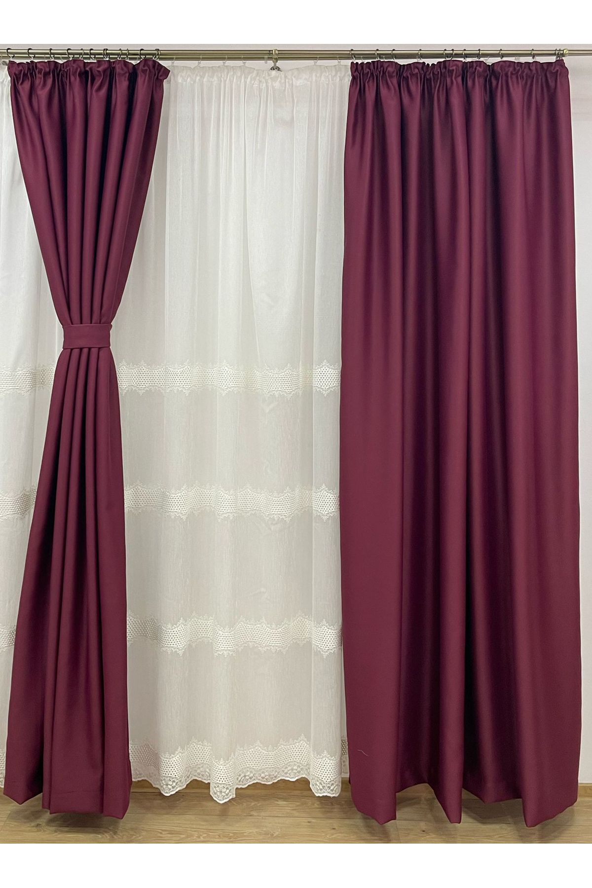 Liz Line-Set doua draperii blackout, ruby, "Monocrom Signature" by Liz Line, cu rejansa 2x200x245 DR72 6