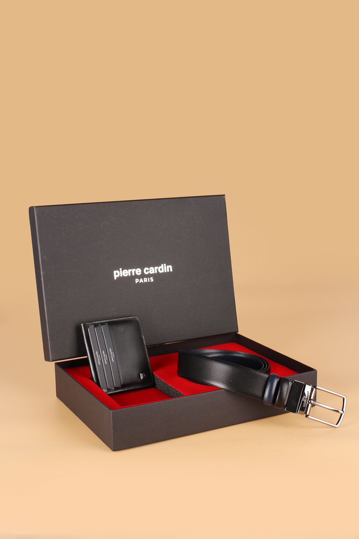 پیرکاردین -ست ۵- کیف پول دو رو کمربند دامادی ۱۰۰٪ چرم طبیعی، ست جهیزیه به همراه جعبه کادویی ویژه