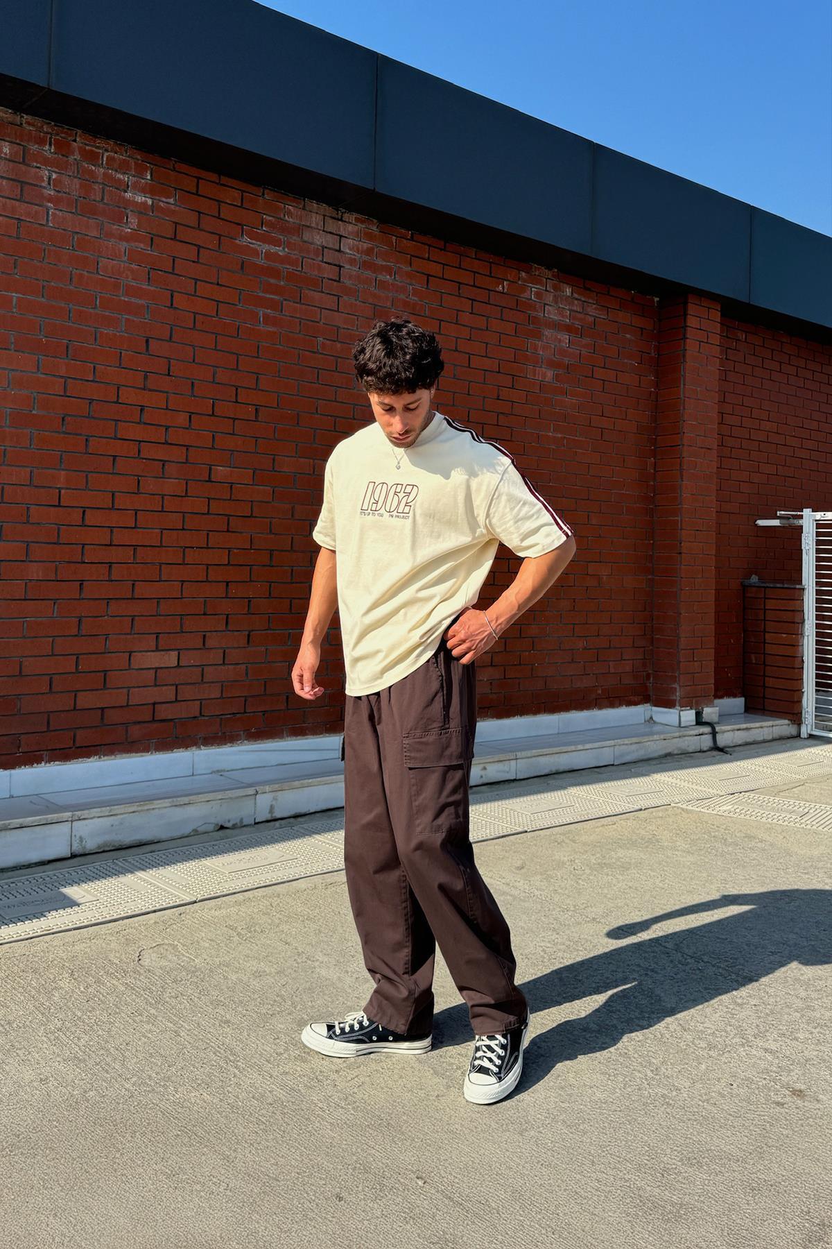 Flaw Wear-Adjustable Leg Embroidered Pocket Detail Brown Cargo Pants 6