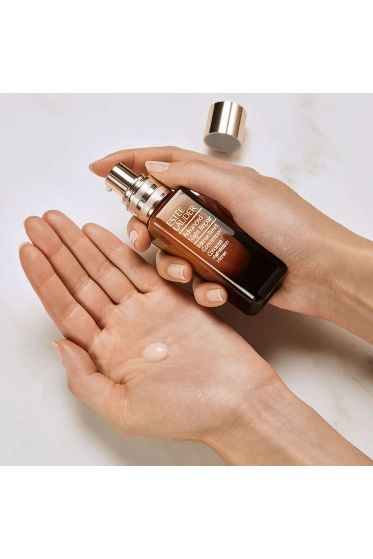 ESTÉE LAUDER Esté Lauder Advanced cildde yoğun nemlendirme ve Onarım Sağlayan Konsantre Serum 20ml