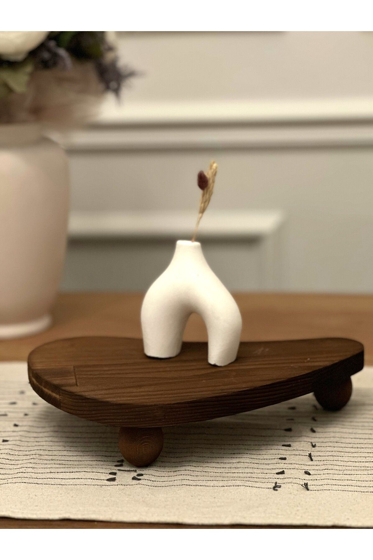 SOPARWOOD Ahşap Ayaklı Küçük Asimetrik Dekoratif Sunumluk Kahverengi