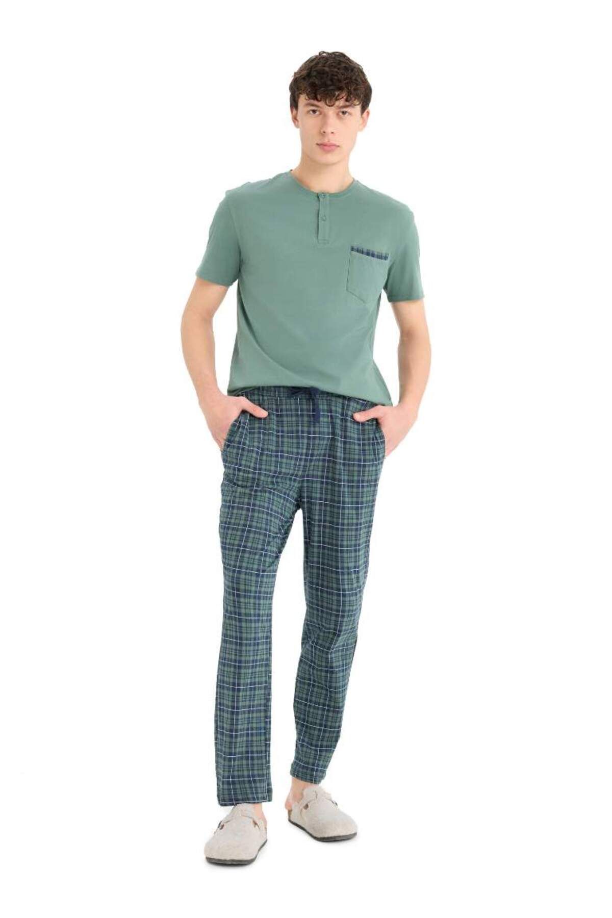 DeFacto-New Season Regular Fit Pajama Set Short Sleeve Top Checked Long Bottom 2