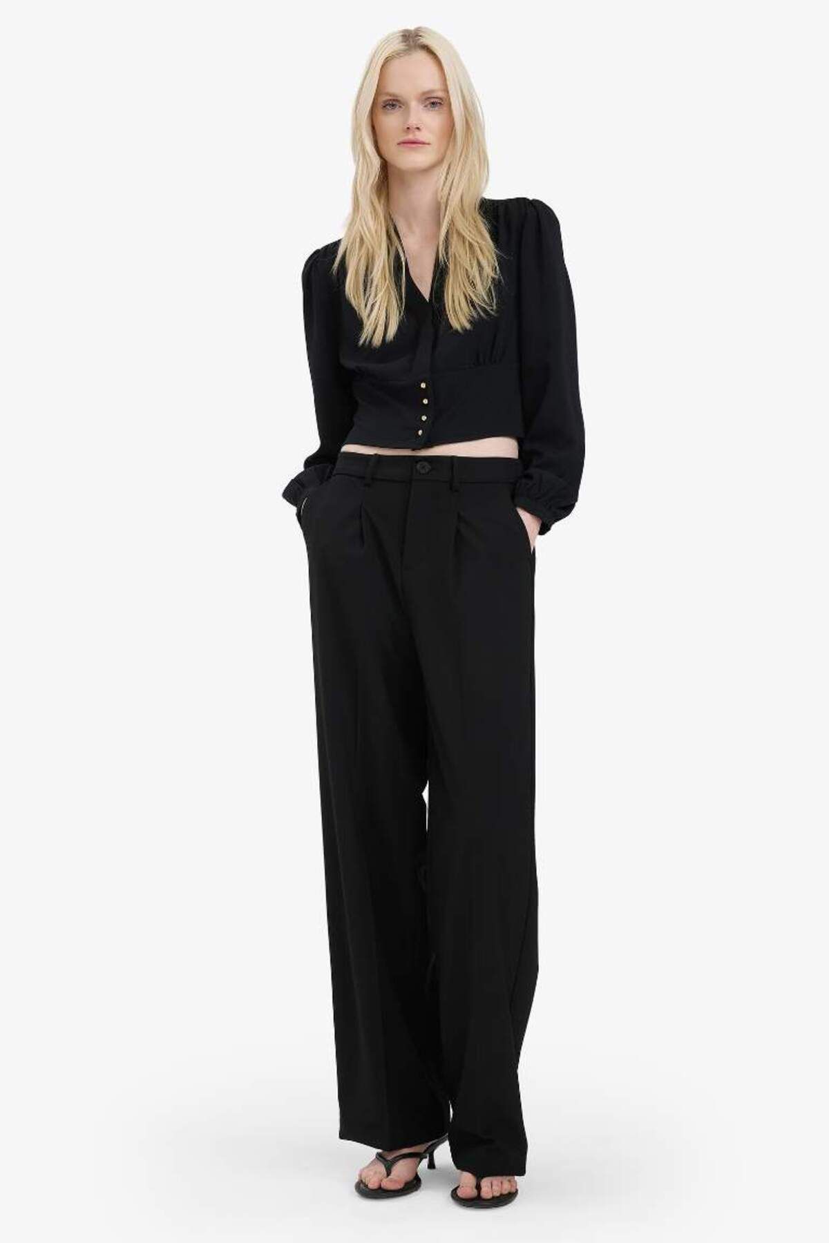 complete the look image