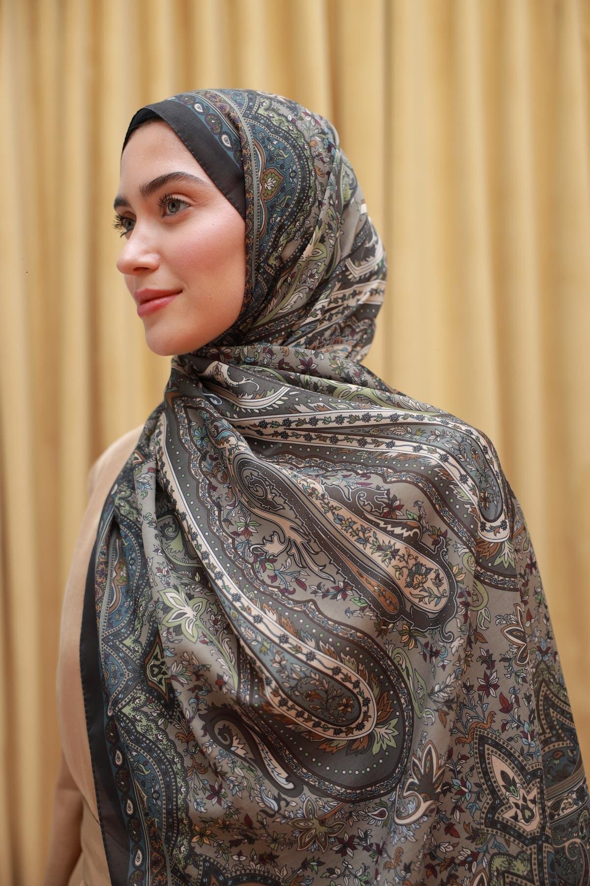 İpekhan-Holiday Collection Soft Shawl 3055-04 3