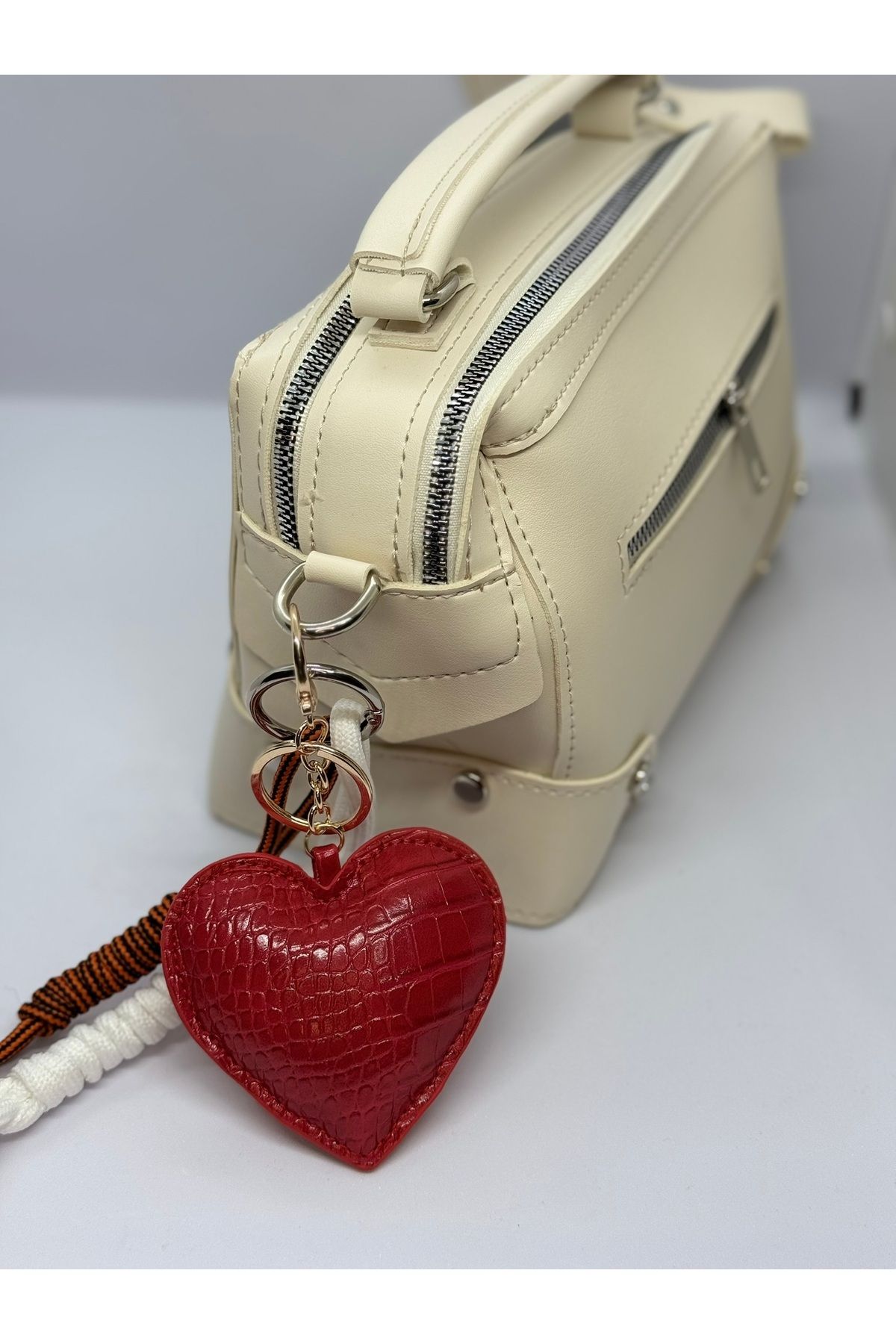 MODA CHARM