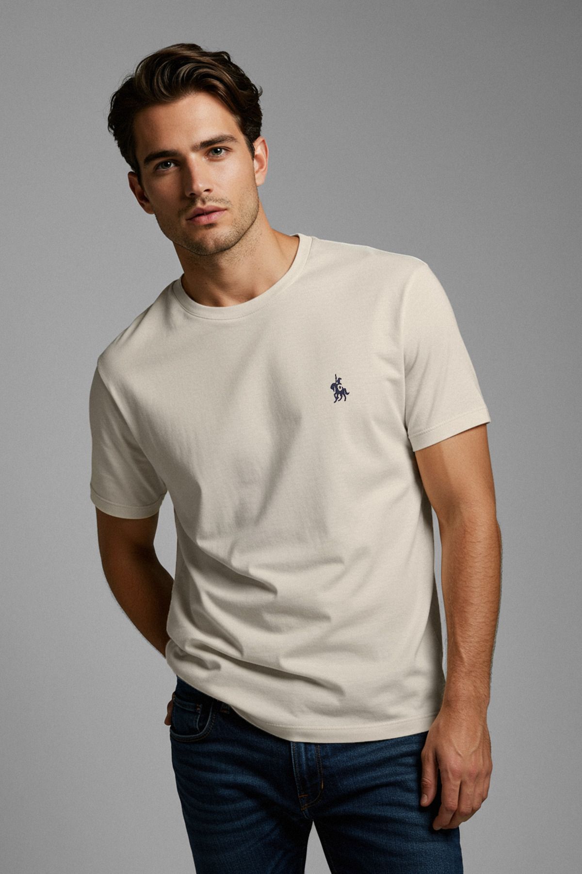 Trendyol Collection-T-Shirt aus 100 % Baumwolle – reguläre Passform – Details bestickt: TMNSS24TS00056 1