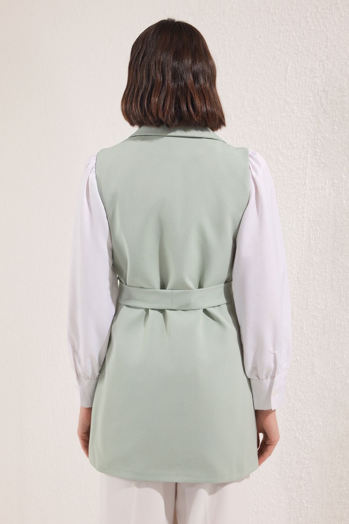 Trendyol Modest-سترة منسوجة مبطنة بتفاصيل ربط الخصر باللون الأخضر النعناعي TCTSS23YL00029 4