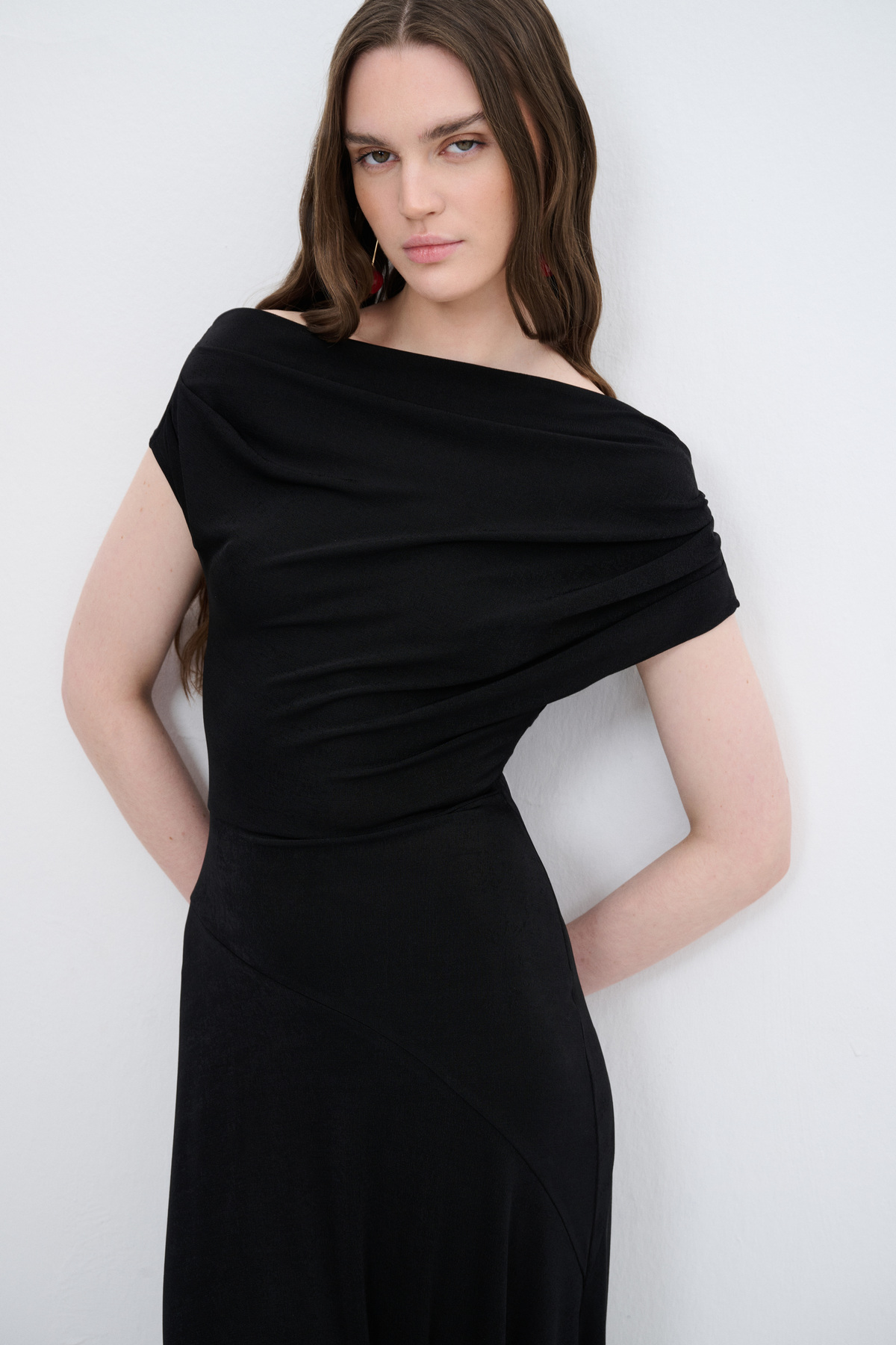 Love My Body  Örme Tek Omuz Volanlı Elbise - Görsel 6