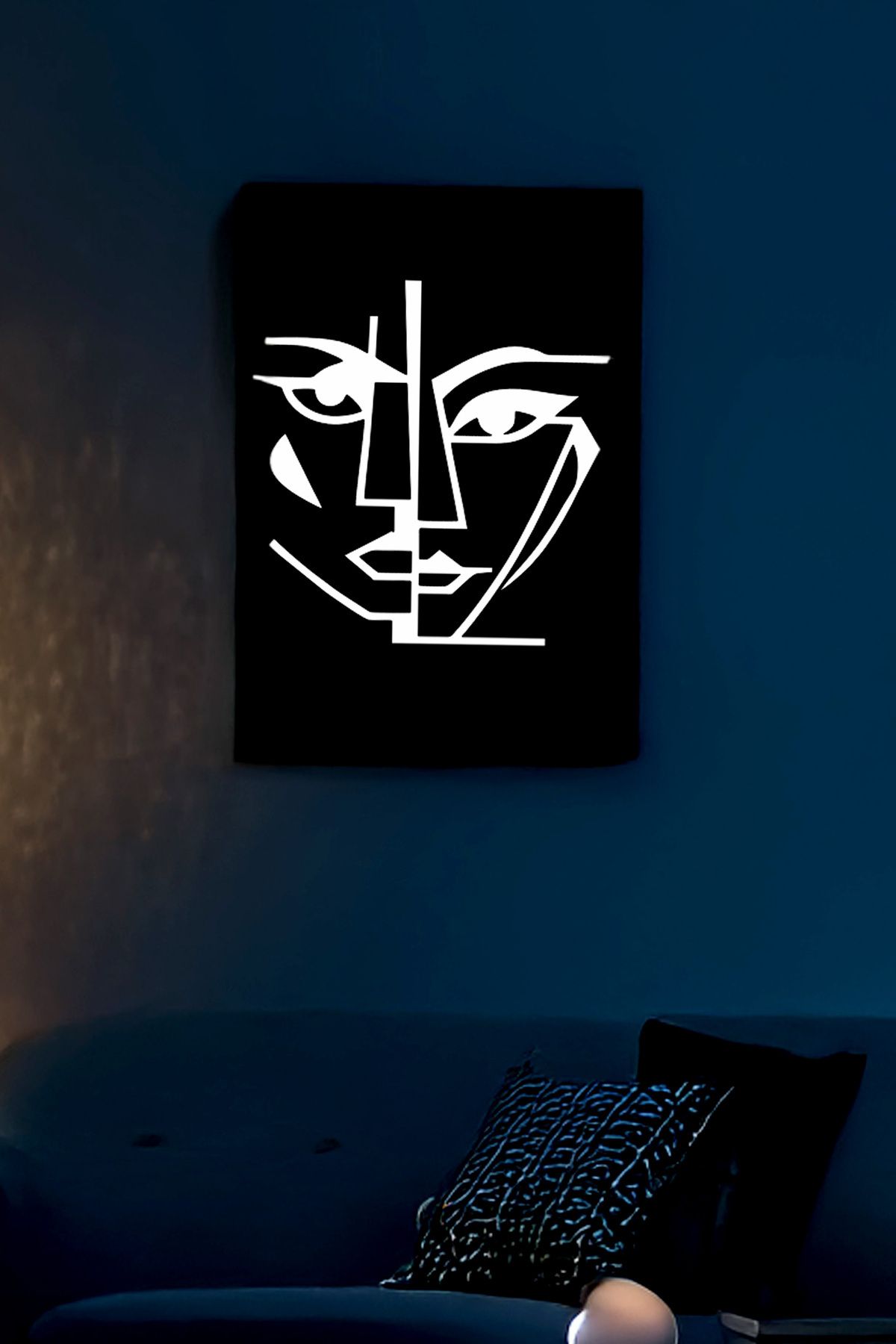 Angels Passion Karanlıkta Yansıyan Yüz, Reflektörlü Pleksi Abstract Face, Soyut Yüz