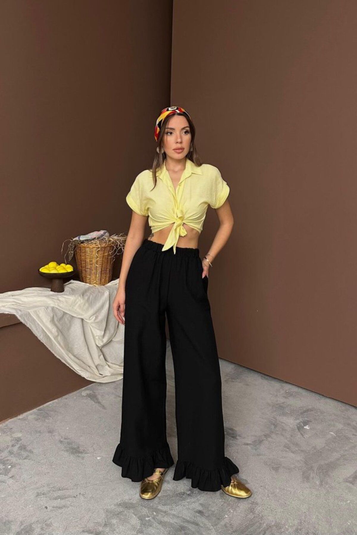velmorafashion Siyah Paçası Fırfırlı Keten Pantolon