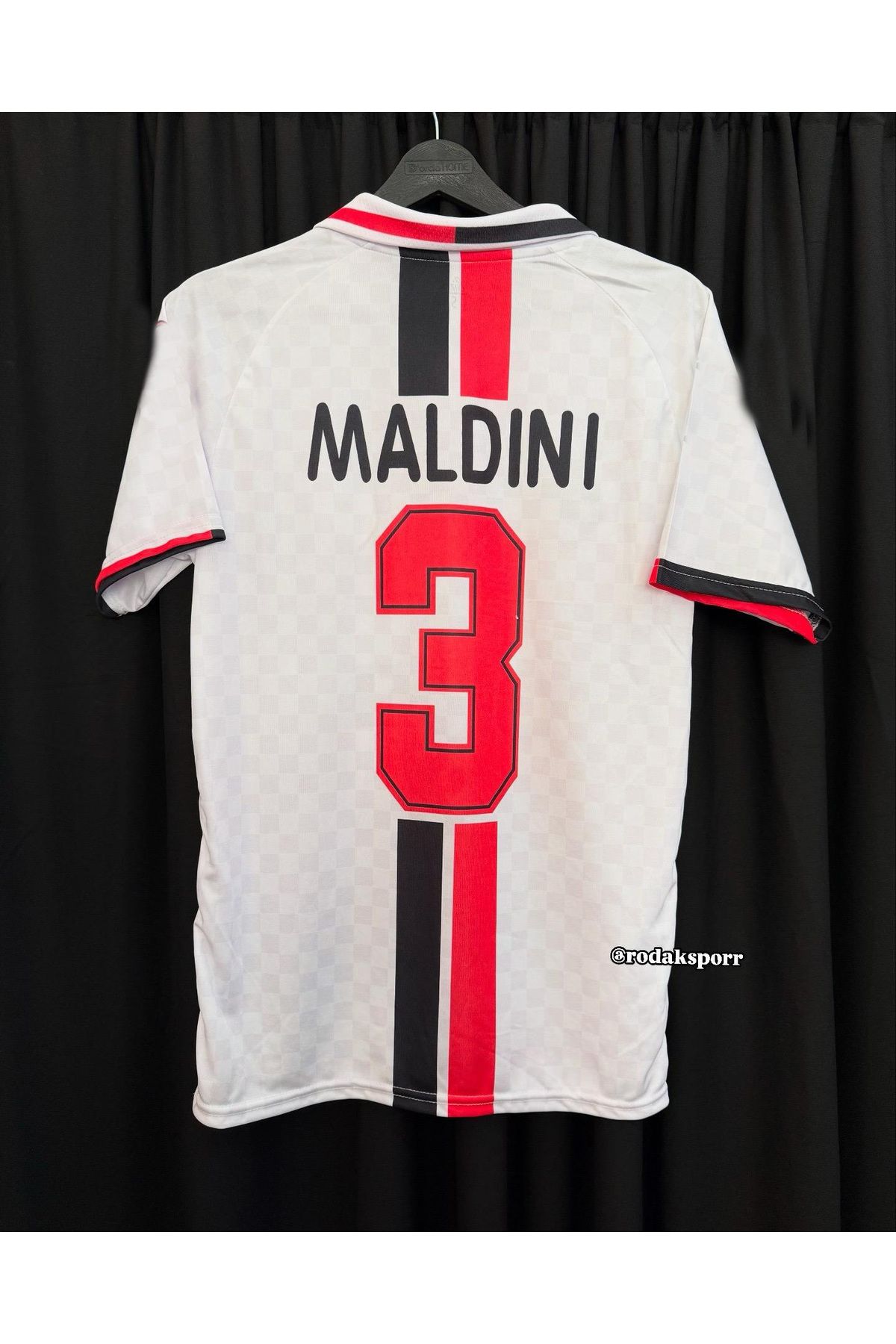RODAK SPOR MALDİNİ 3 YAKALI RETRO T-SHIRT