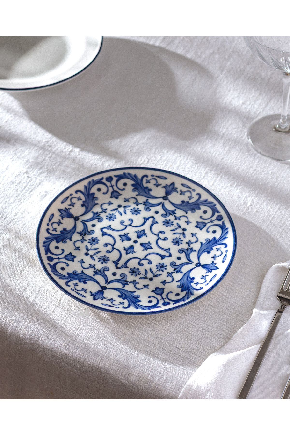 Madame Coco Reve Bleu Serenity Pasta Tabağı - 19 cm - Mavi/Beyaz