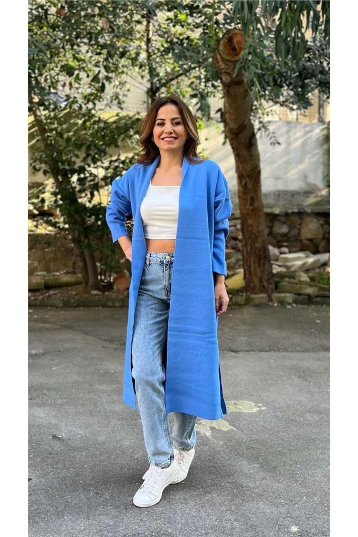 AYSL BUTİK Mavi Yandan Yırtmaçlı Uzun Hırka
