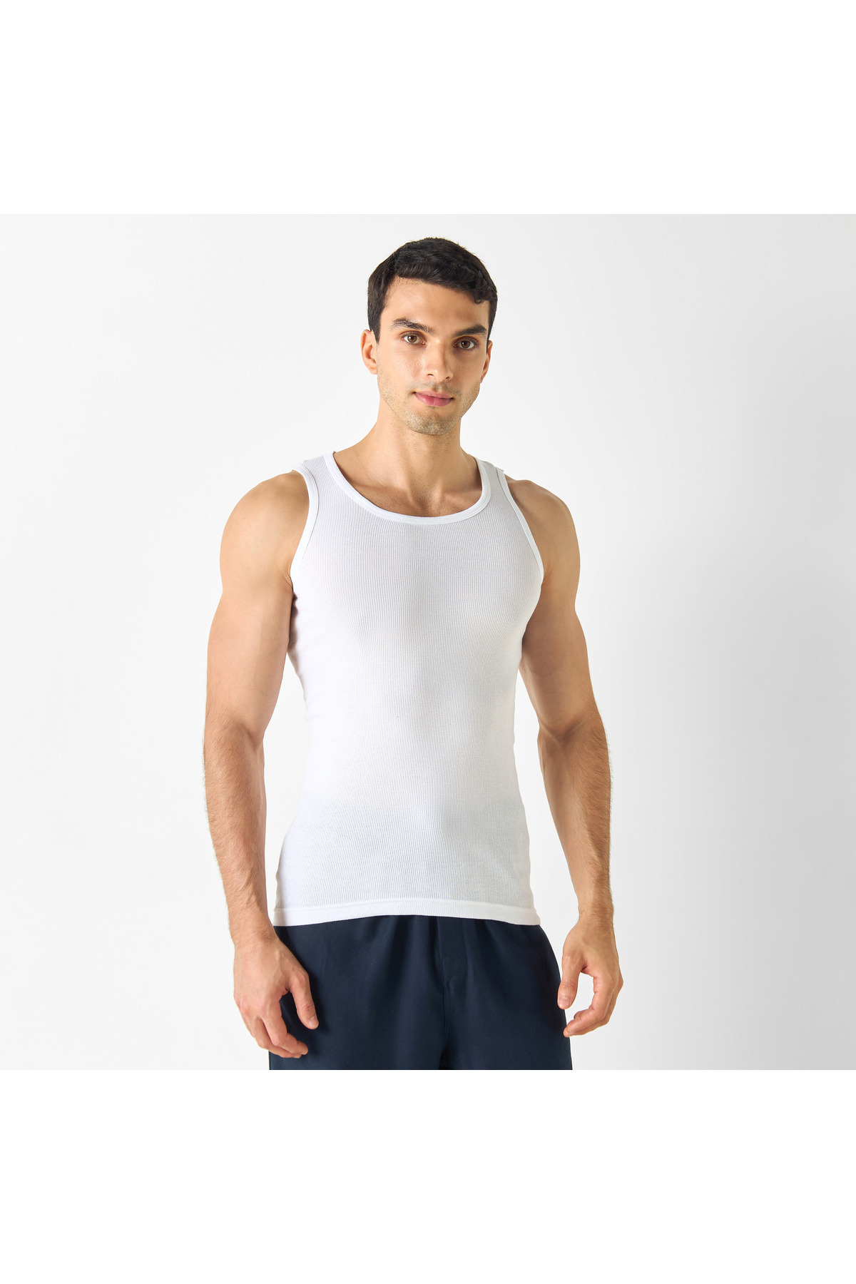 FAV-Textured Round Neck Vest 1
