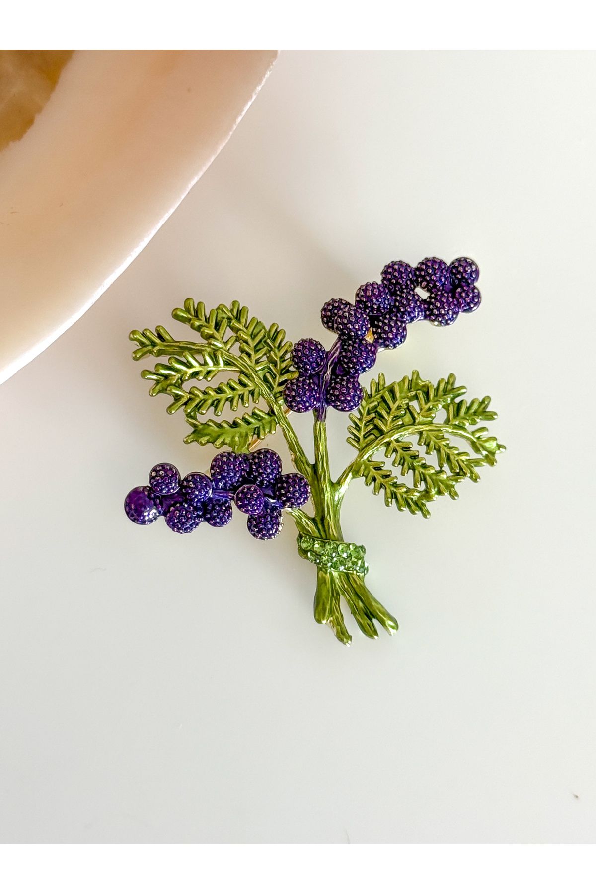 PURPLE'S BİR TUTAM MUTLULUK Mor Salkımlı Üzüm Broş