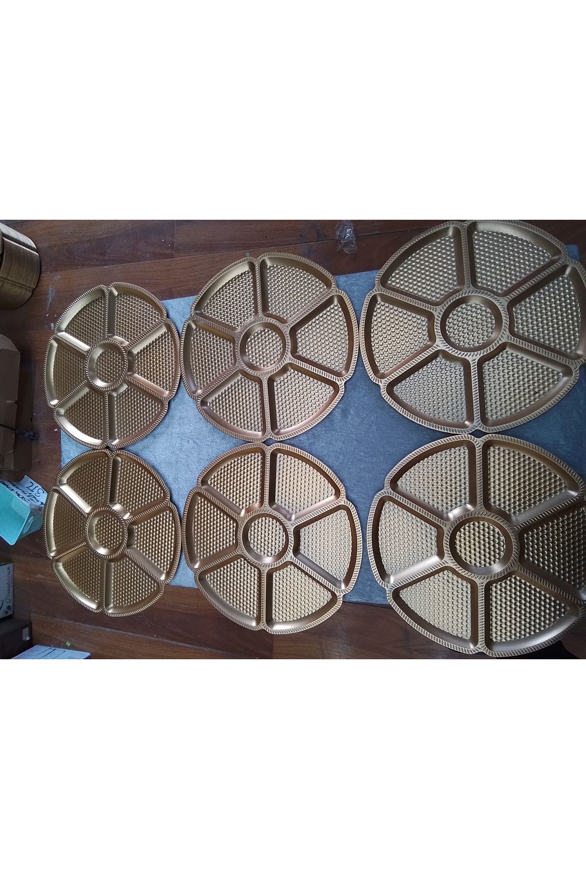 Yüncüosman 6+1 sunum tabağı plastik Gold detaylı 6 adet