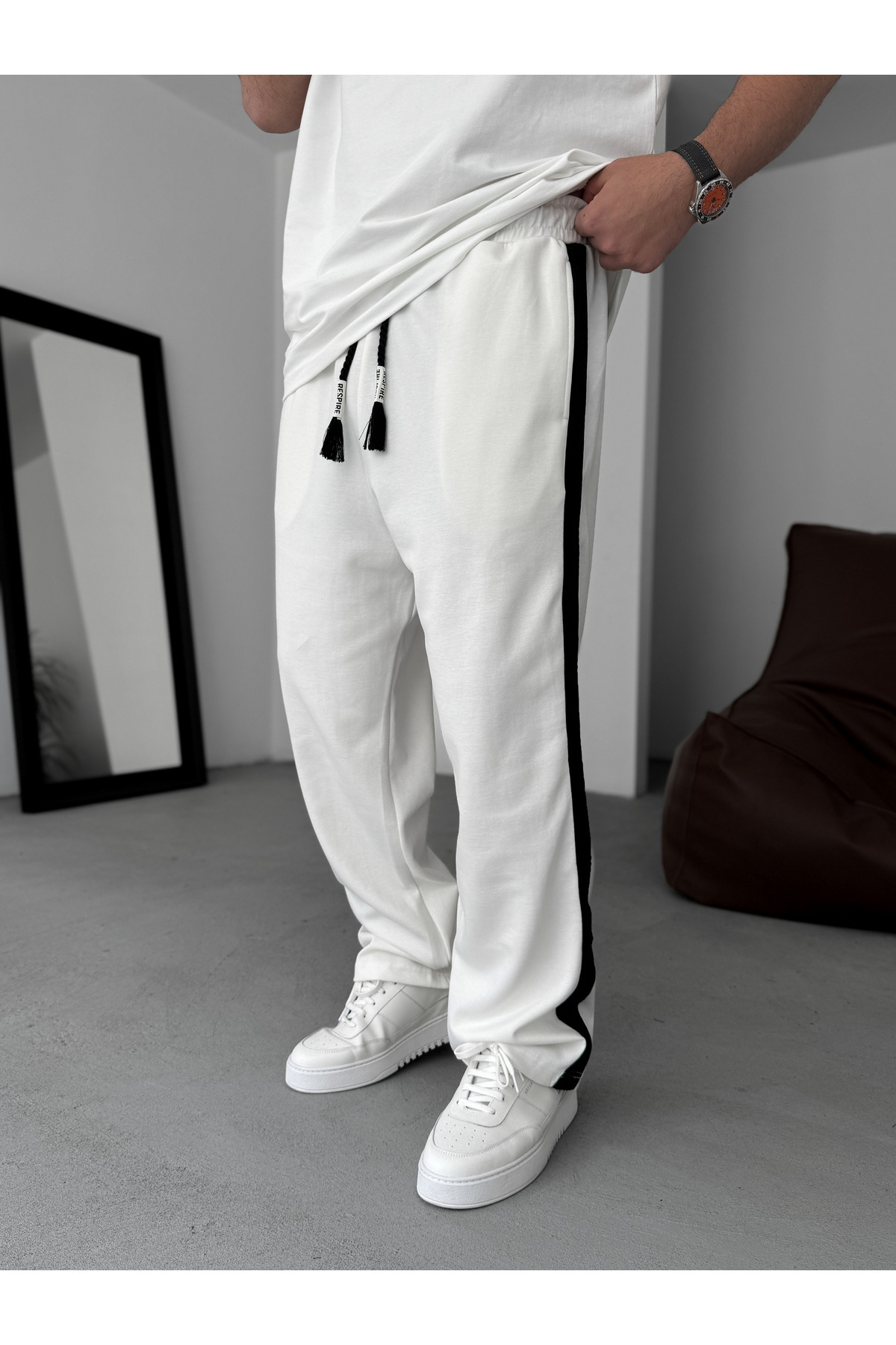 BYBASICMAN-White Knitted Striped Pipe Leg Sweatpants Res-5250 2