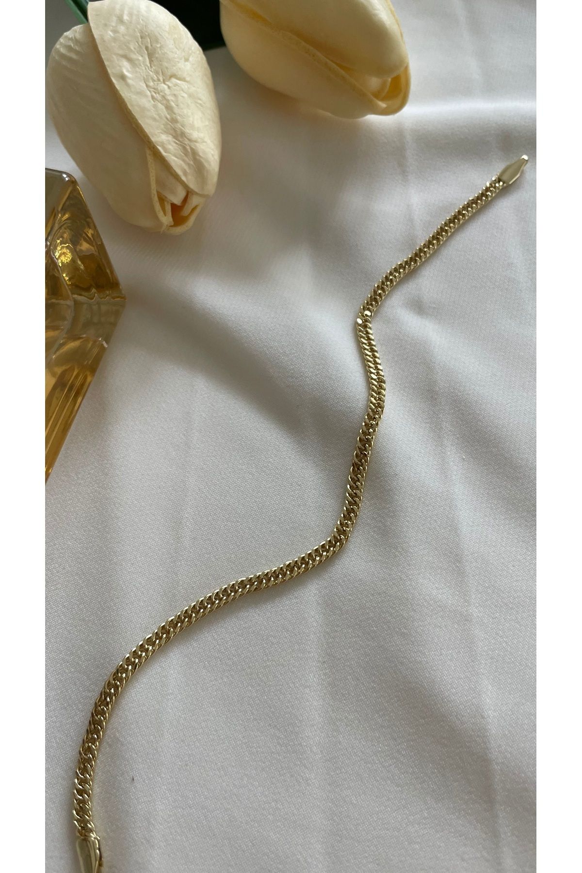ZEYCE Gold İnce Çapraz Bağlı 14k Altın Renginde Bileklik