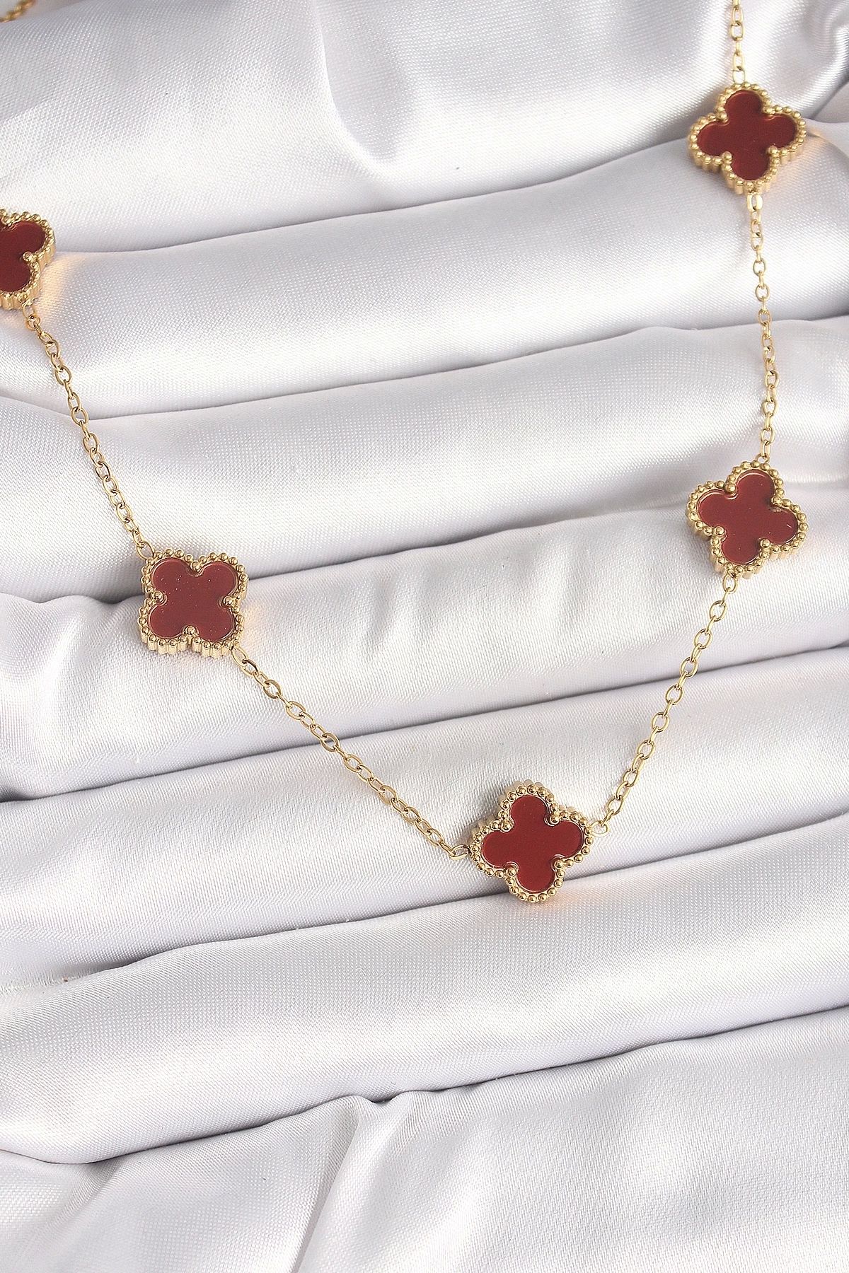 Clariss 316L Çelik Gold Renk Zincir Bordo Yonca Model Kadın Kolye