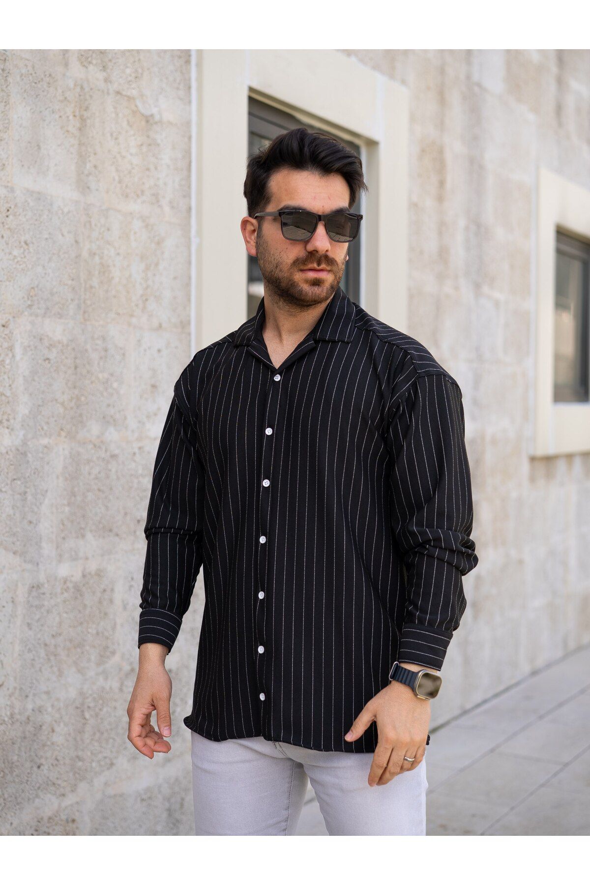 MODEL ERKEK ÇİZGİLİ KREP GÖMLEK
