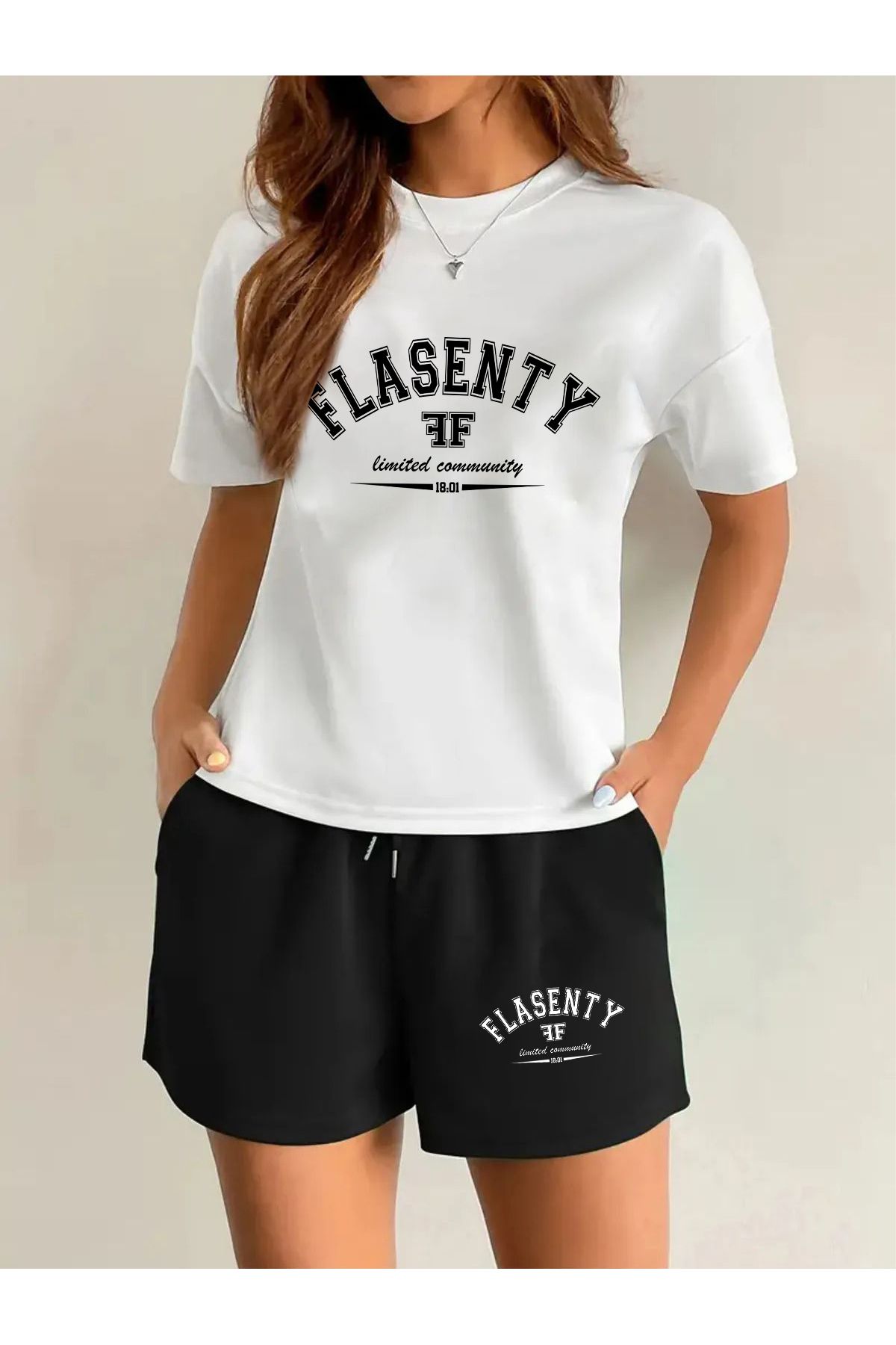 macklin Kadın Flasenty Baskılı Özel Tasarım Oversize Tshirt Ve Şort Alt -Üst Takım