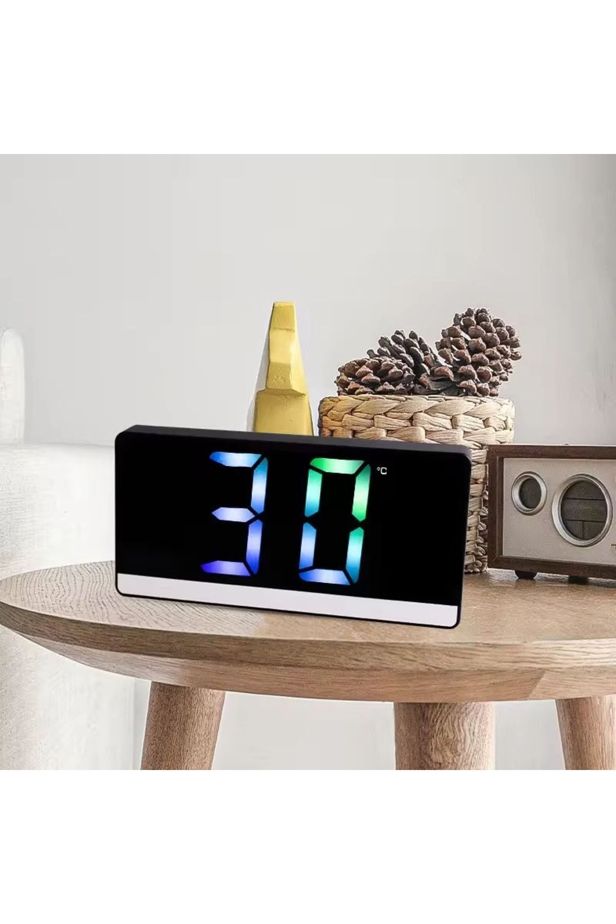 DeftHike Dijital Renkli Ekranlı Sese Duyarlı Masa Saati Alarm / Derece /Takvim Parlaklık Ayarlı Led Ekran