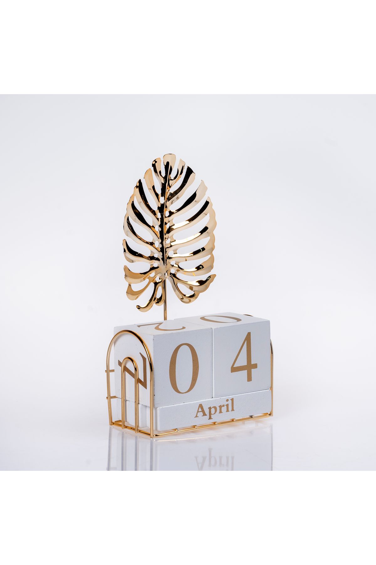 Hinora Gold Metal Yaprak Model Masa Takvimi 20x12x6cm