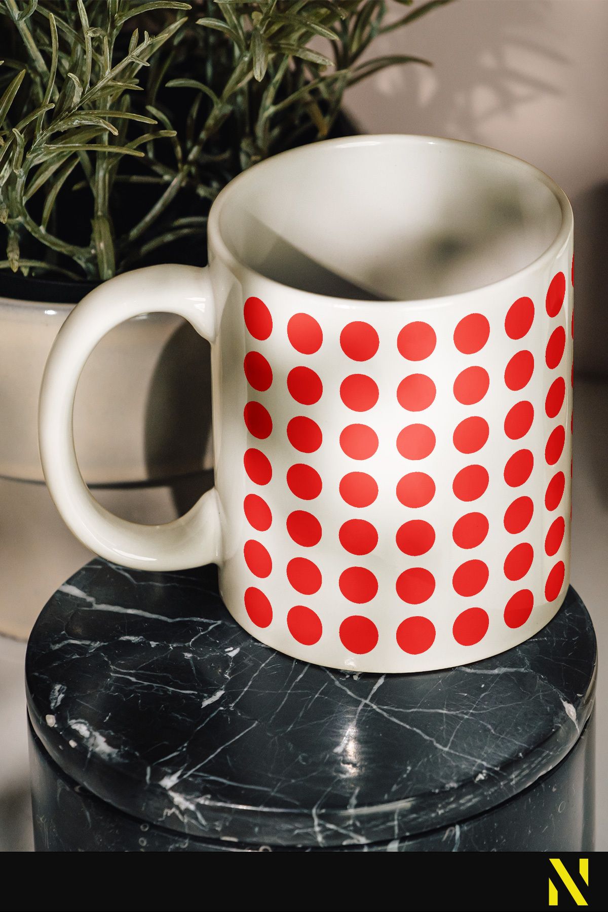 nilizma Kırmızı Renkli Dot Nokta Desenli Kupa Bardak Mug 330 Ml
