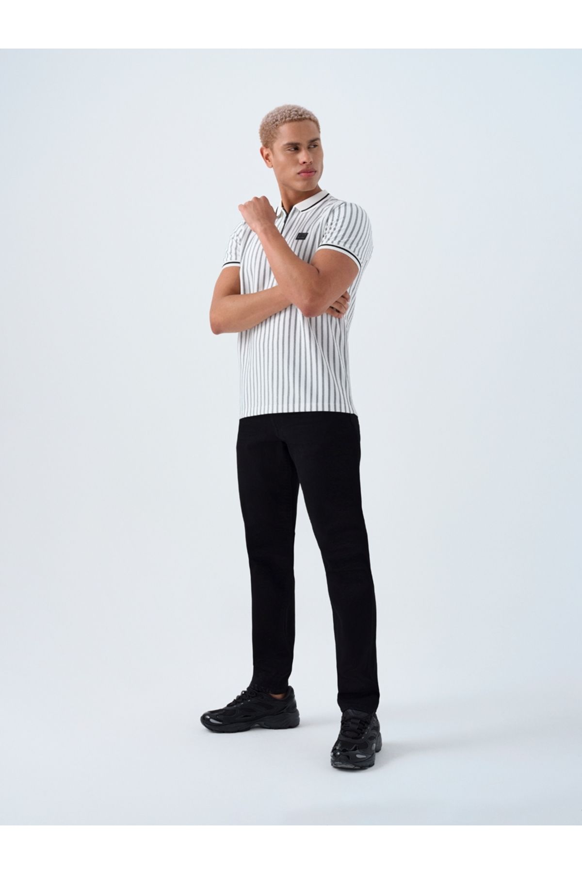 complete the look image