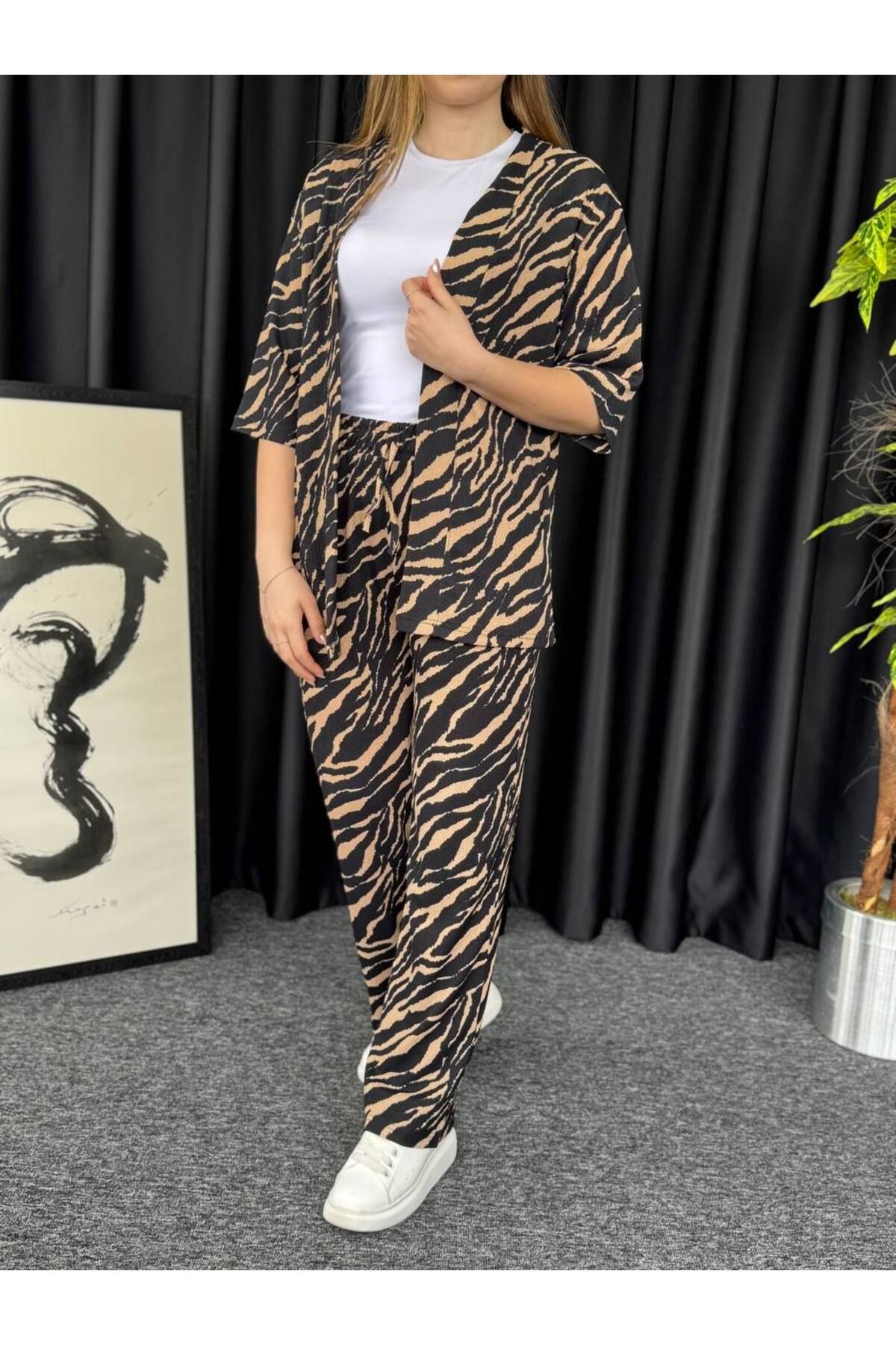 VOGUEMET ✅ Bürümcük Kumaş Desenli Kimono Takımı - Kadın, Modern ve Konforlu