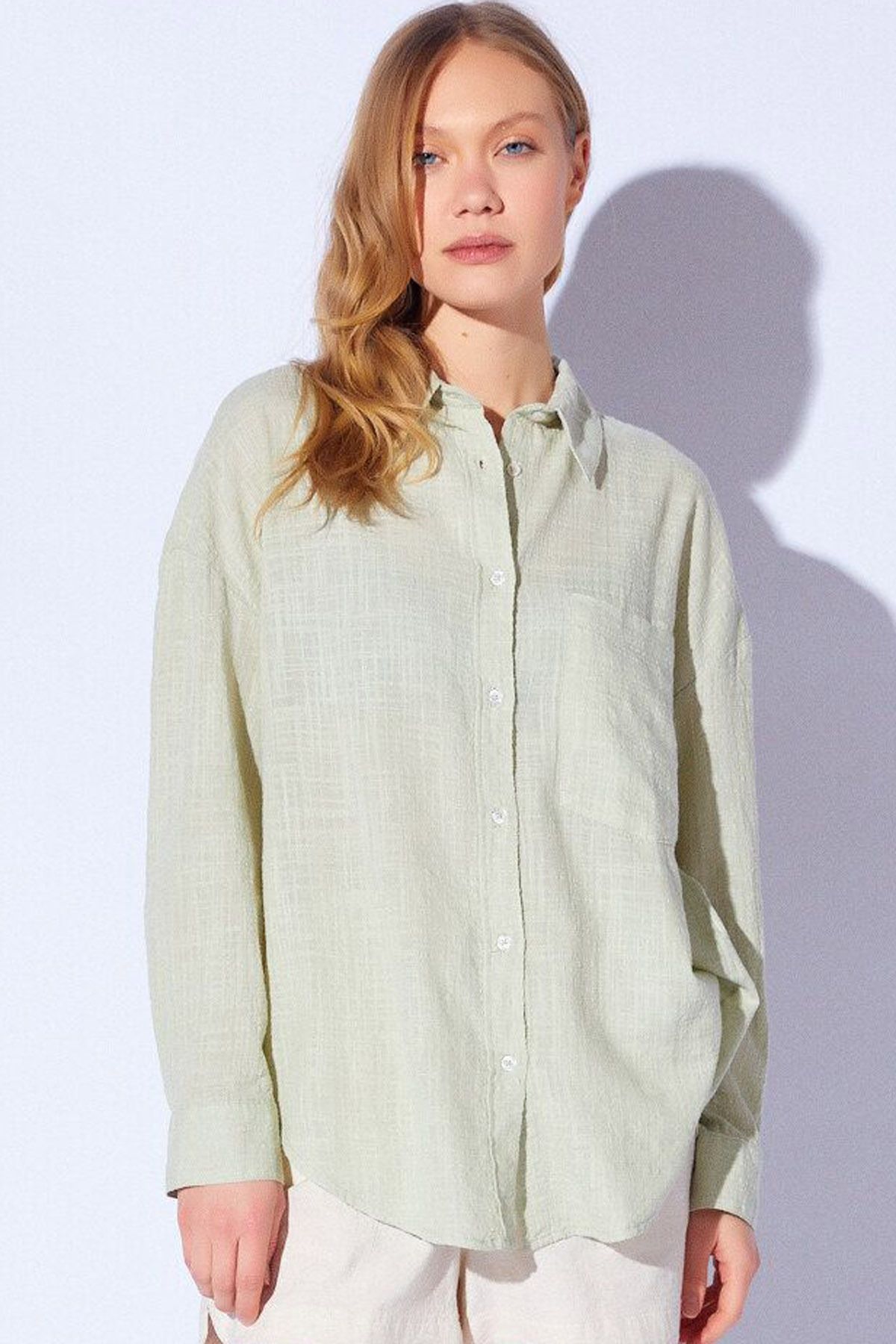 Ottawe Relaxed Fit Rahat Bol Kalıp Düğme Kapama Cepli Uzun Kollu Oversize Günlük Gömlek