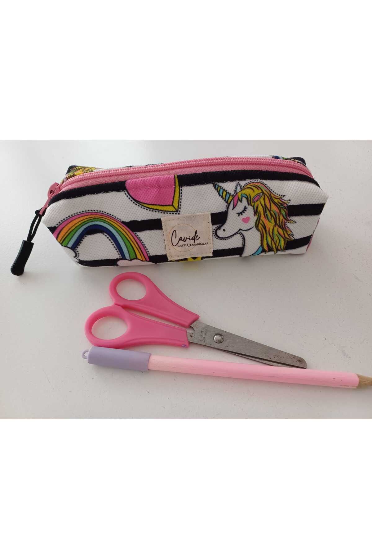 gayelitasarımlar Unicorn Desenli Dijital Baskı Kumaş Kalemlik - Fermuarlı - Sosis Kalemlik
