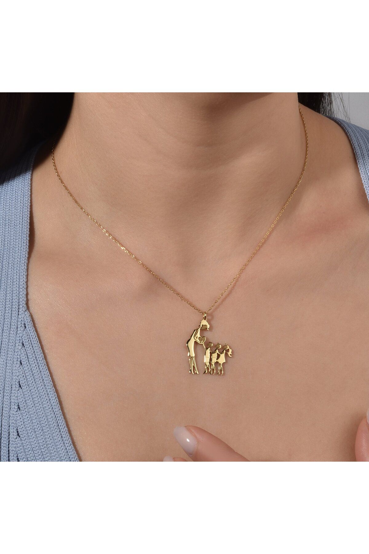 Nox Jewelry 14 Ayar Altın Kaplama Anne ve İki Erkek Bir Kız Çocuk Aile Aşk Gümüş Kolye - CN00447