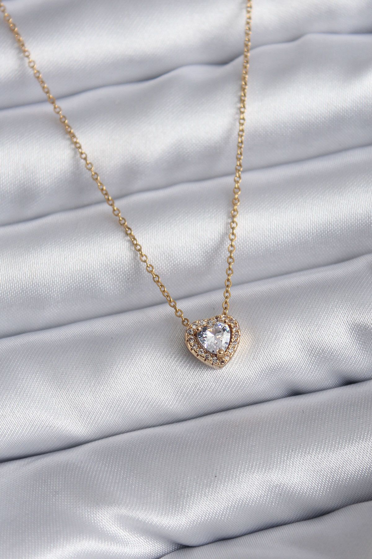 TUA MODA TUA MODA 316L Çelik Zincir Gold Renk Charm Kadın Kolye