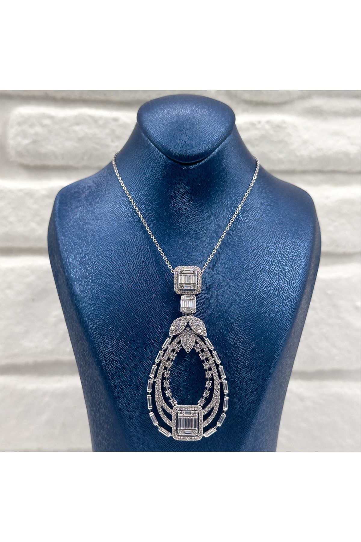 Livora Jewelry Özel Üretim Pırlanta Montür Baget Gümüş Kolye