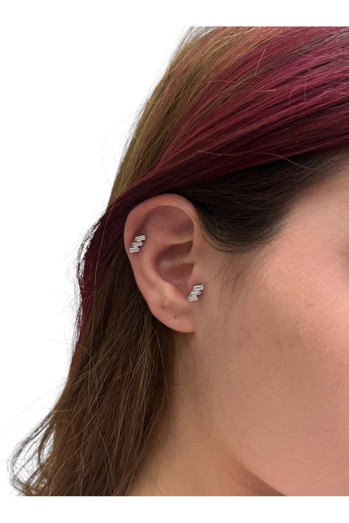 Ebru Çelik Gold gümüş renkli Taşlı Tragus Piercing (1adet)