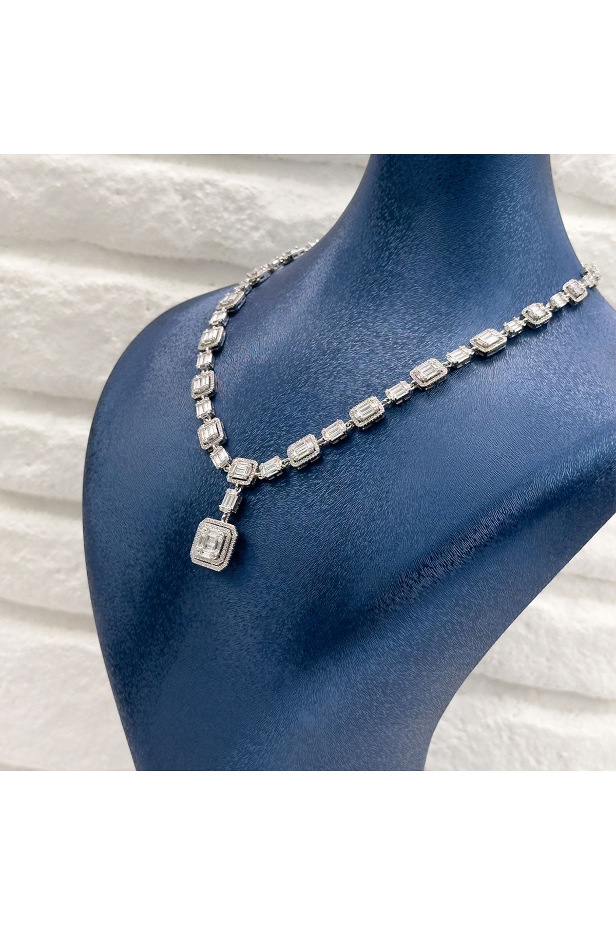 Livora Jewelry Özel Tasarım Baget Su Yolu 925 Ayar Gümüş Gerdanlık