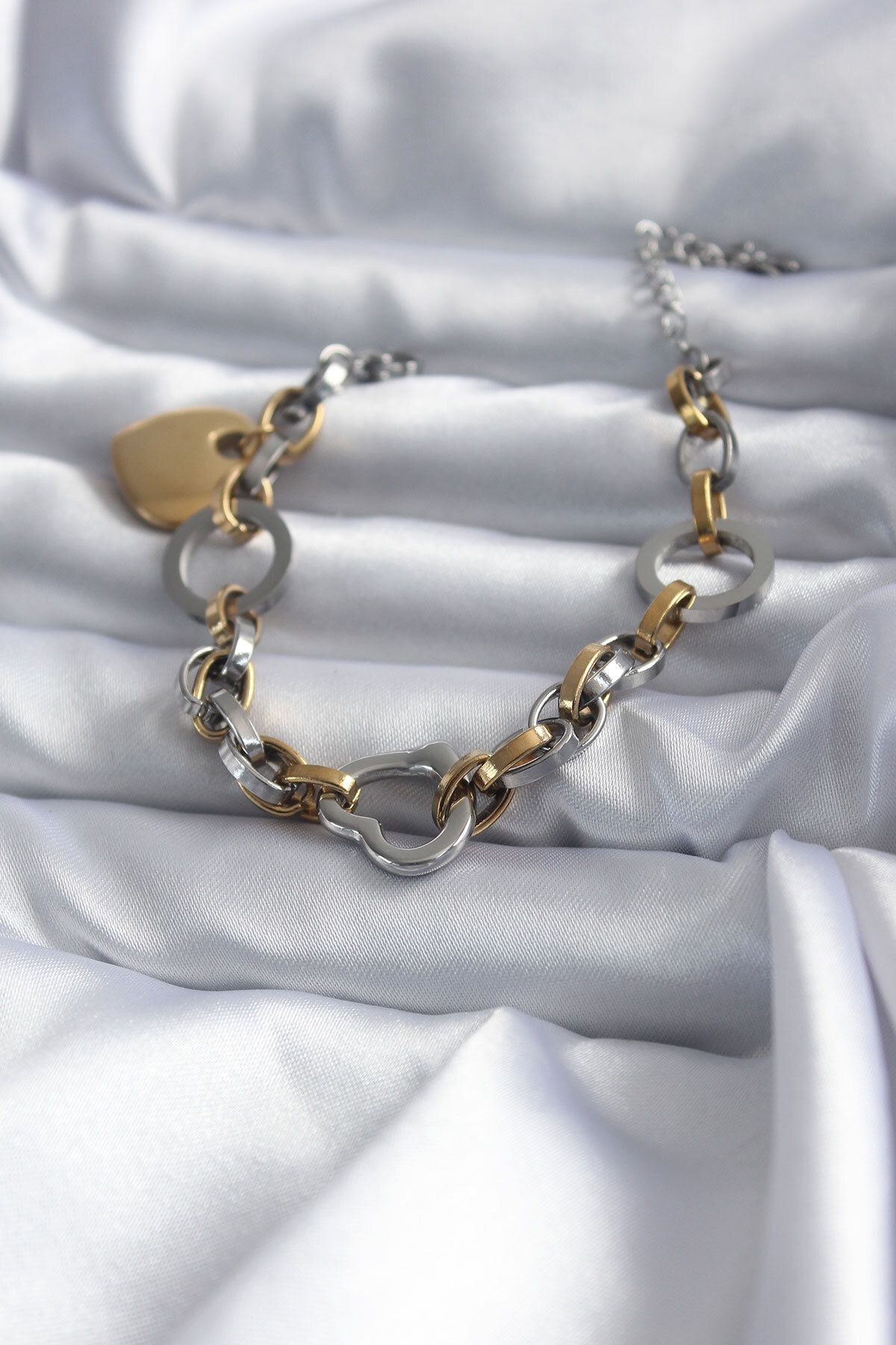 BZK ACCESSORİES 316L Çelik Gold Renk Mix Renk Kalp Model Kadın Bileklik
